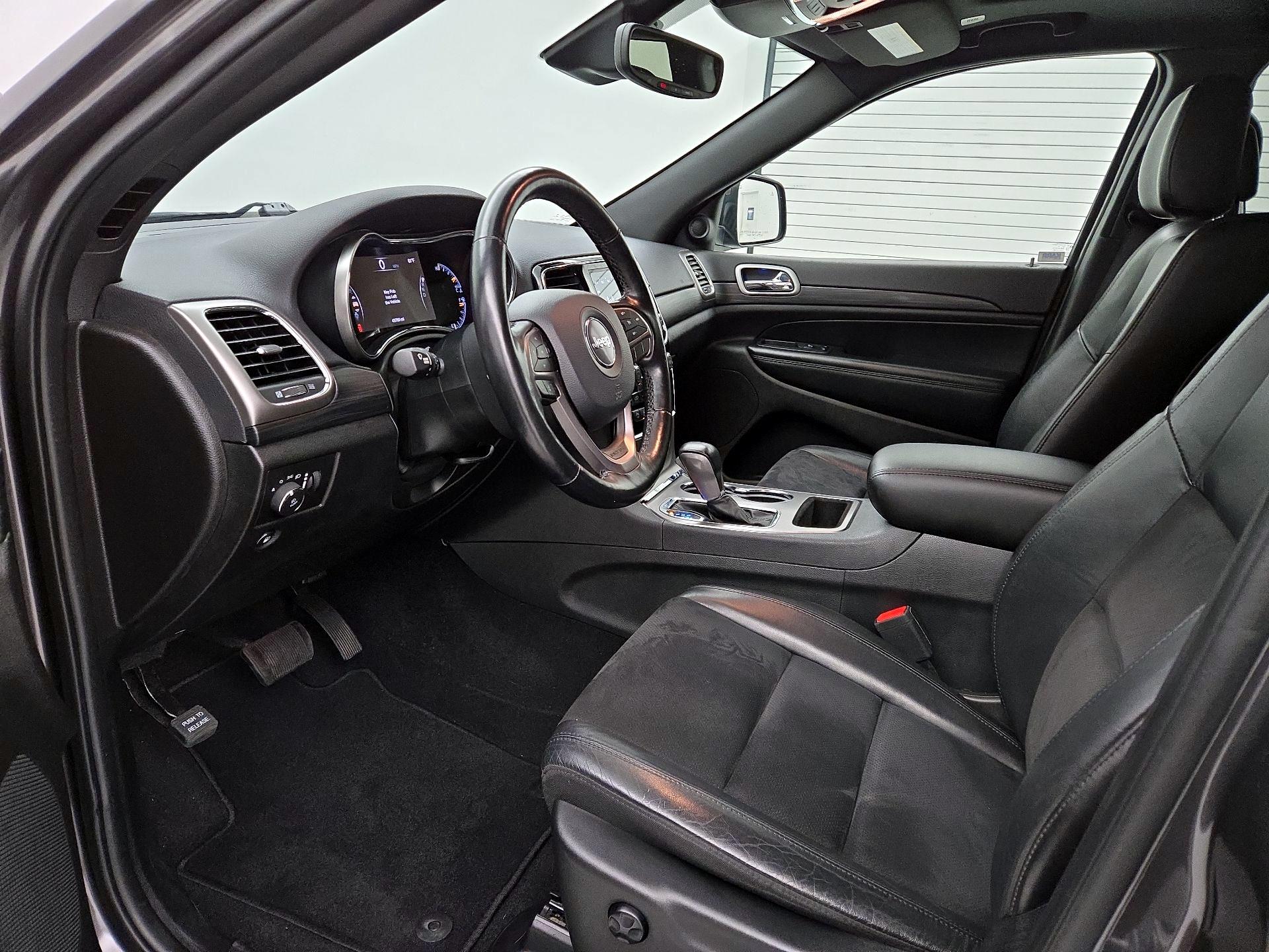 Thumbnail: 2020 Jeep Grand Cherokee - 11