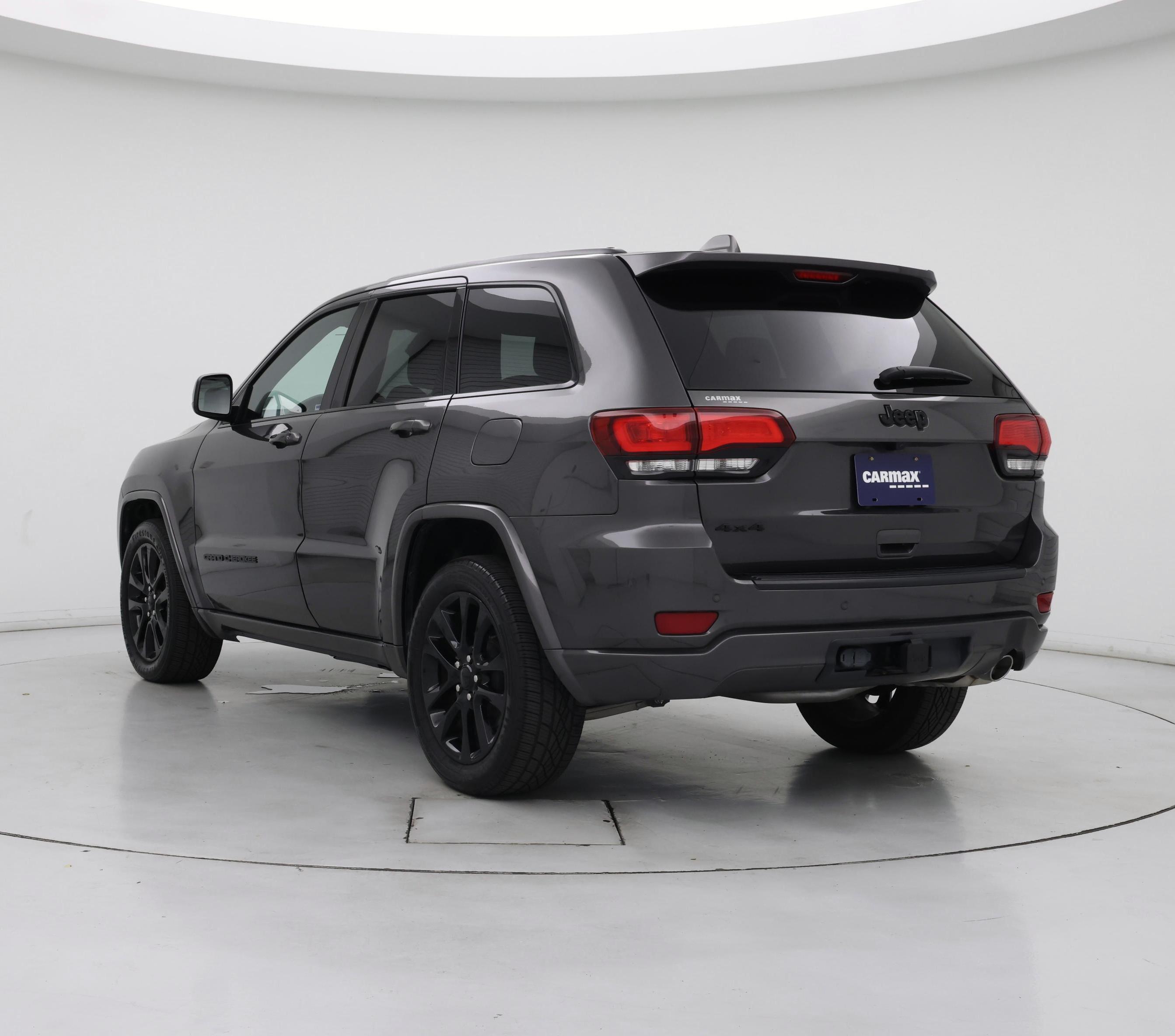 Thumbnail: 2020 Jeep Grand Cherokee - 2