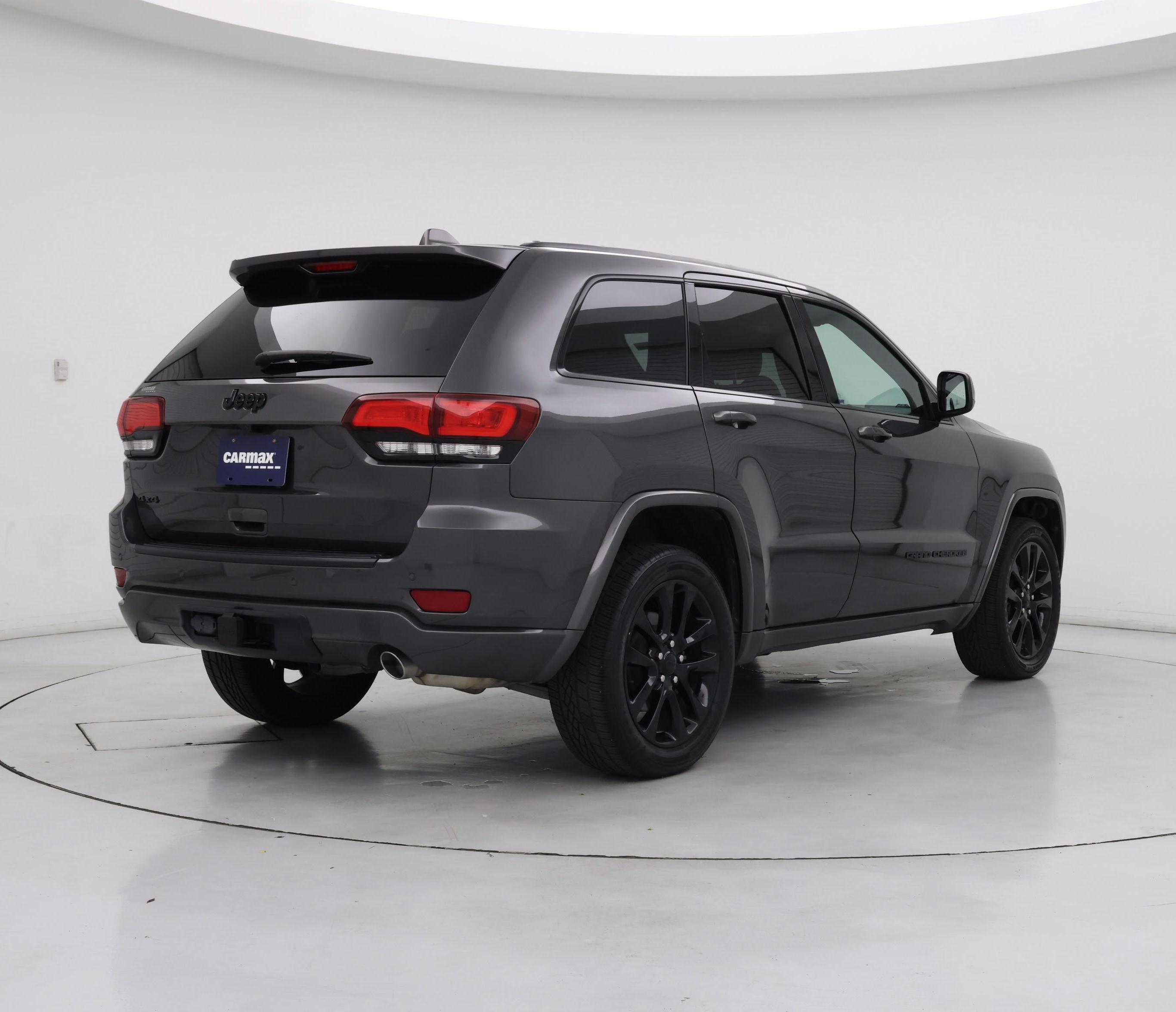 Thumbnail: 2020 Jeep Grand Cherokee - 8