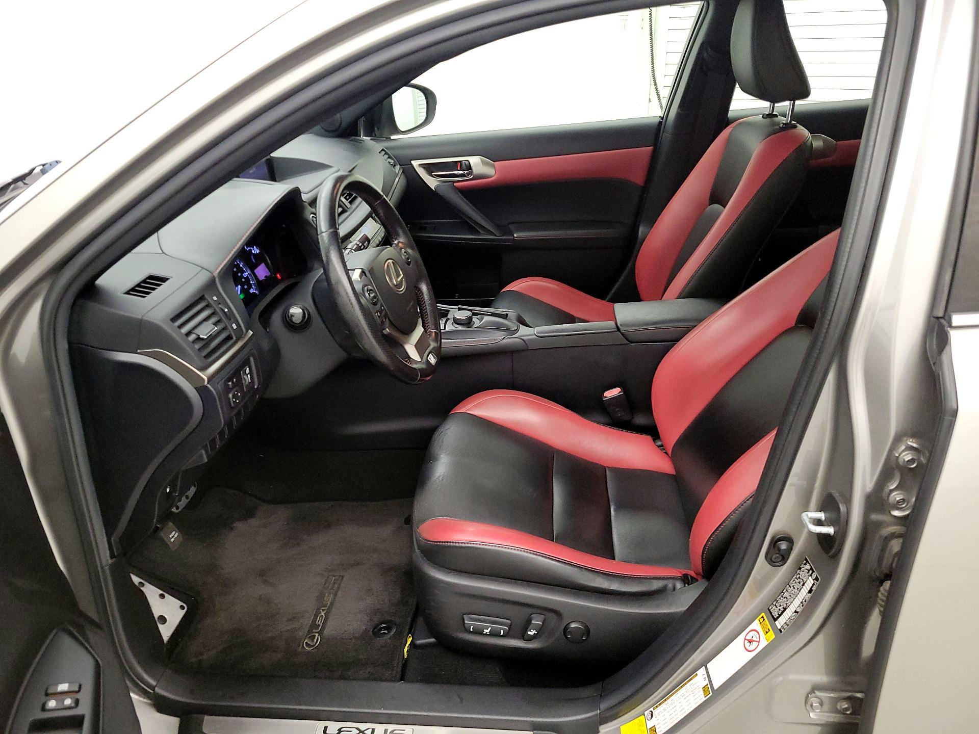 Thumbnail: 2016 Lexus CT - 11