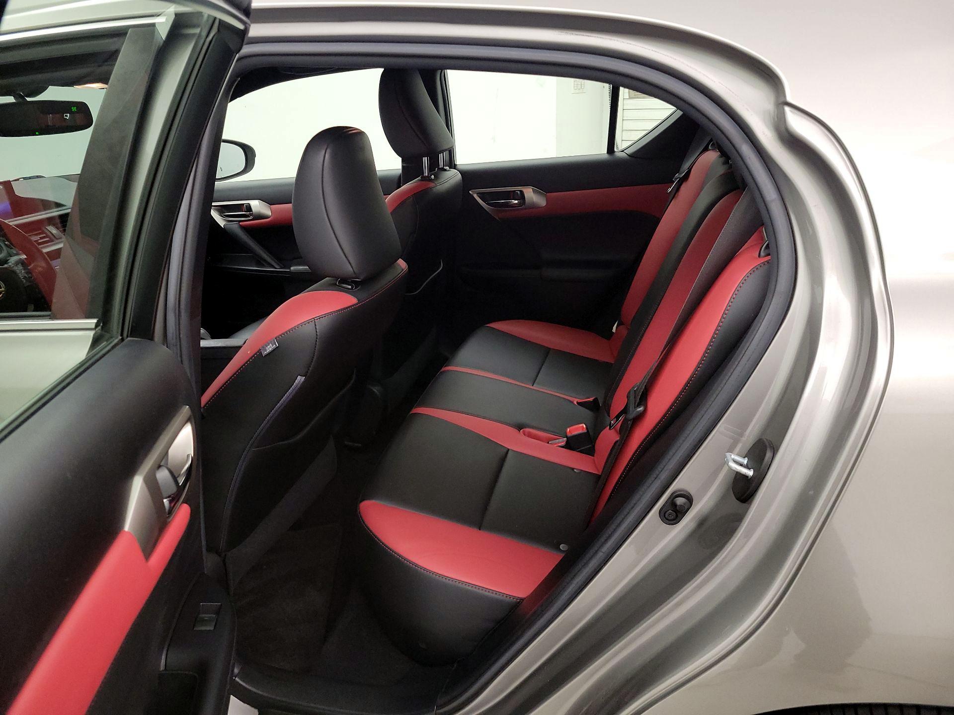 Thumbnail: 2016 Lexus CT - 17