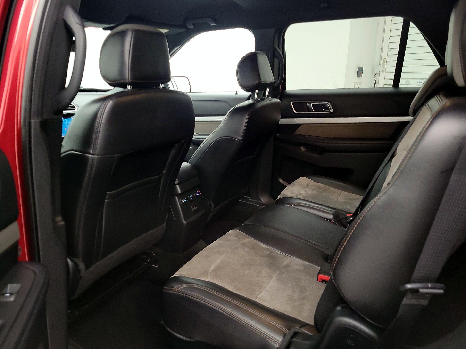 Thumbnail: 2017 Ford Explorer - 20