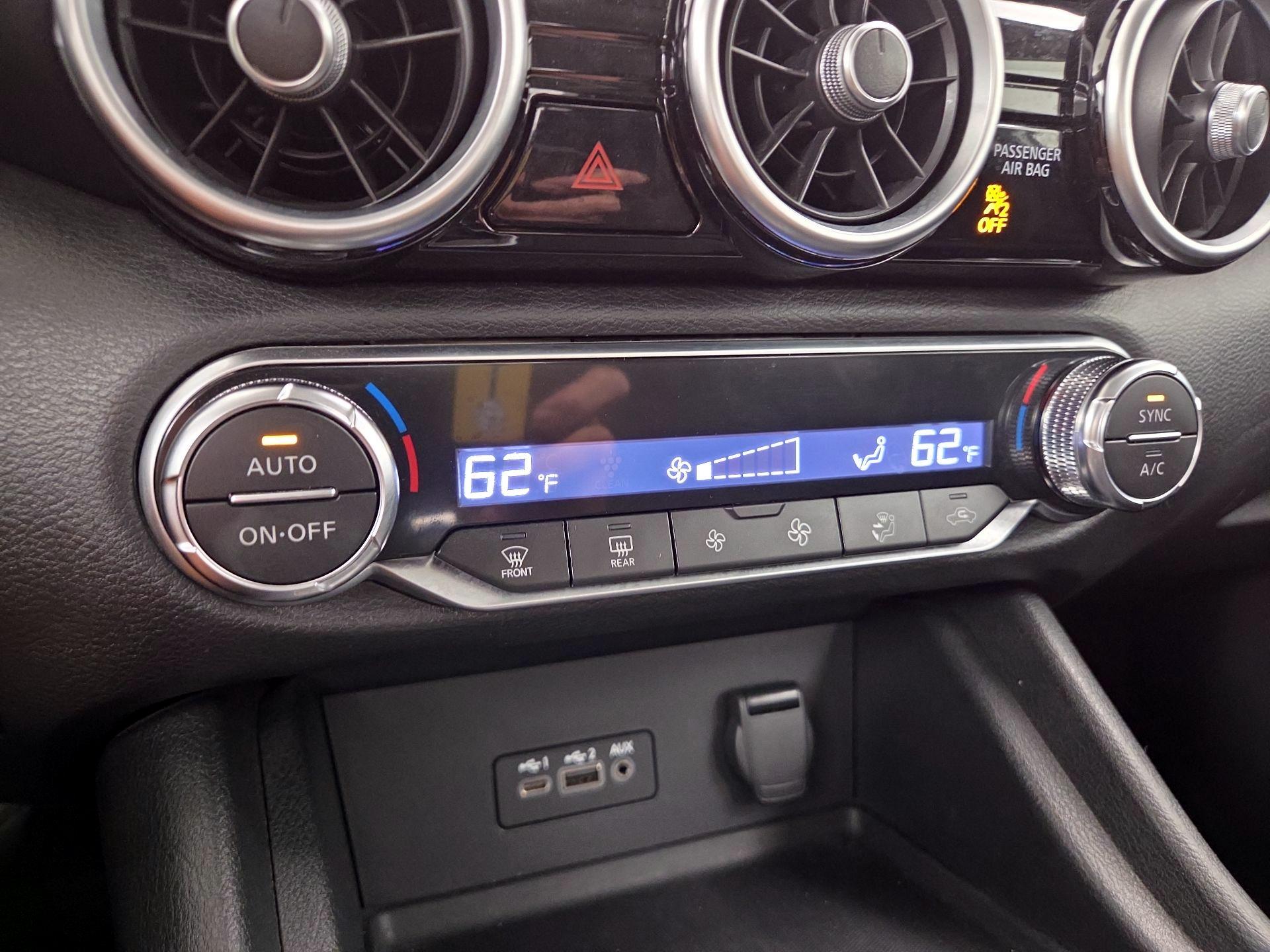 Thumbnail: 2021 Nissan Sentra - 16