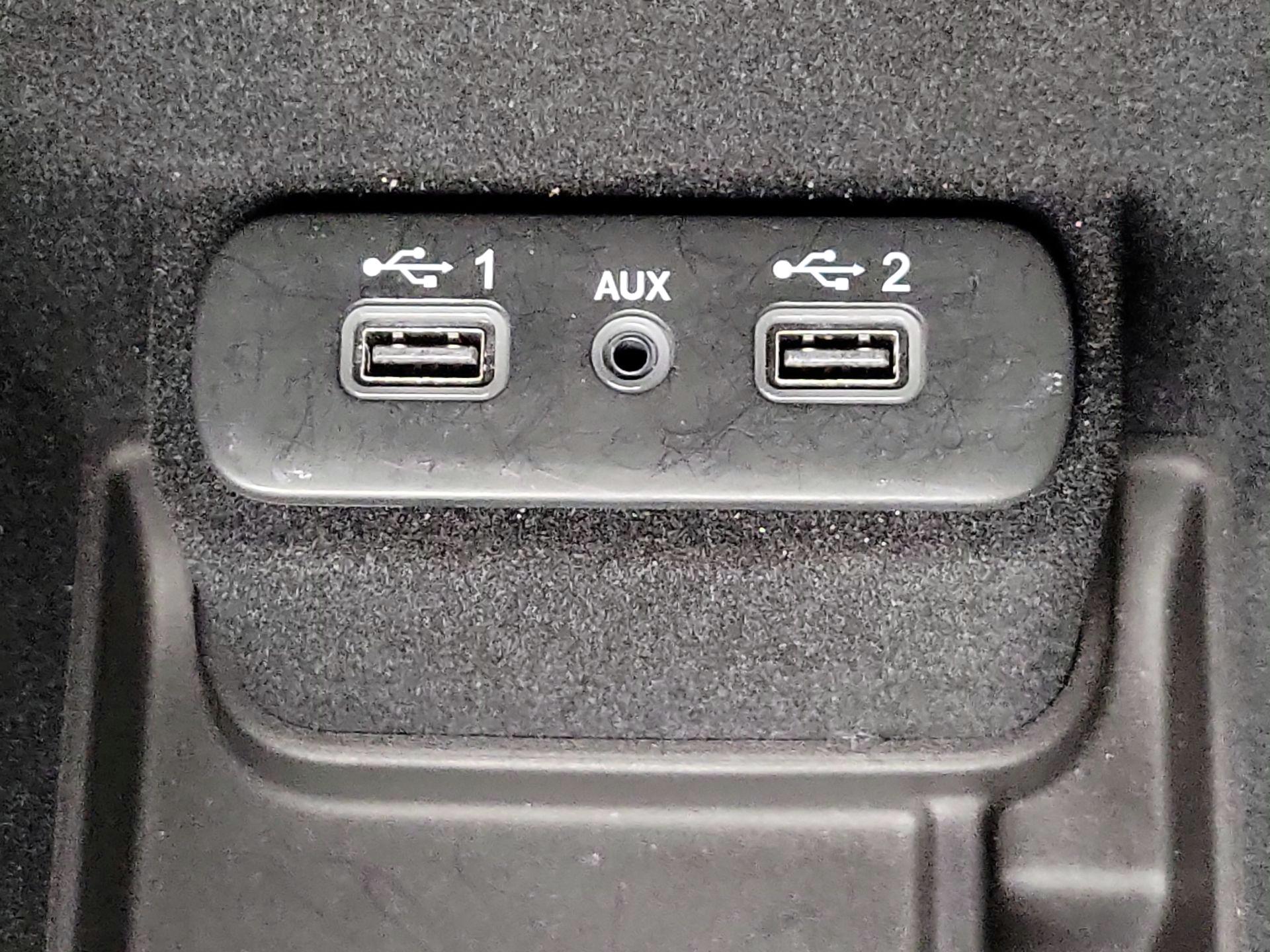 Thumbnail: 2022 Dodge Charger - 18