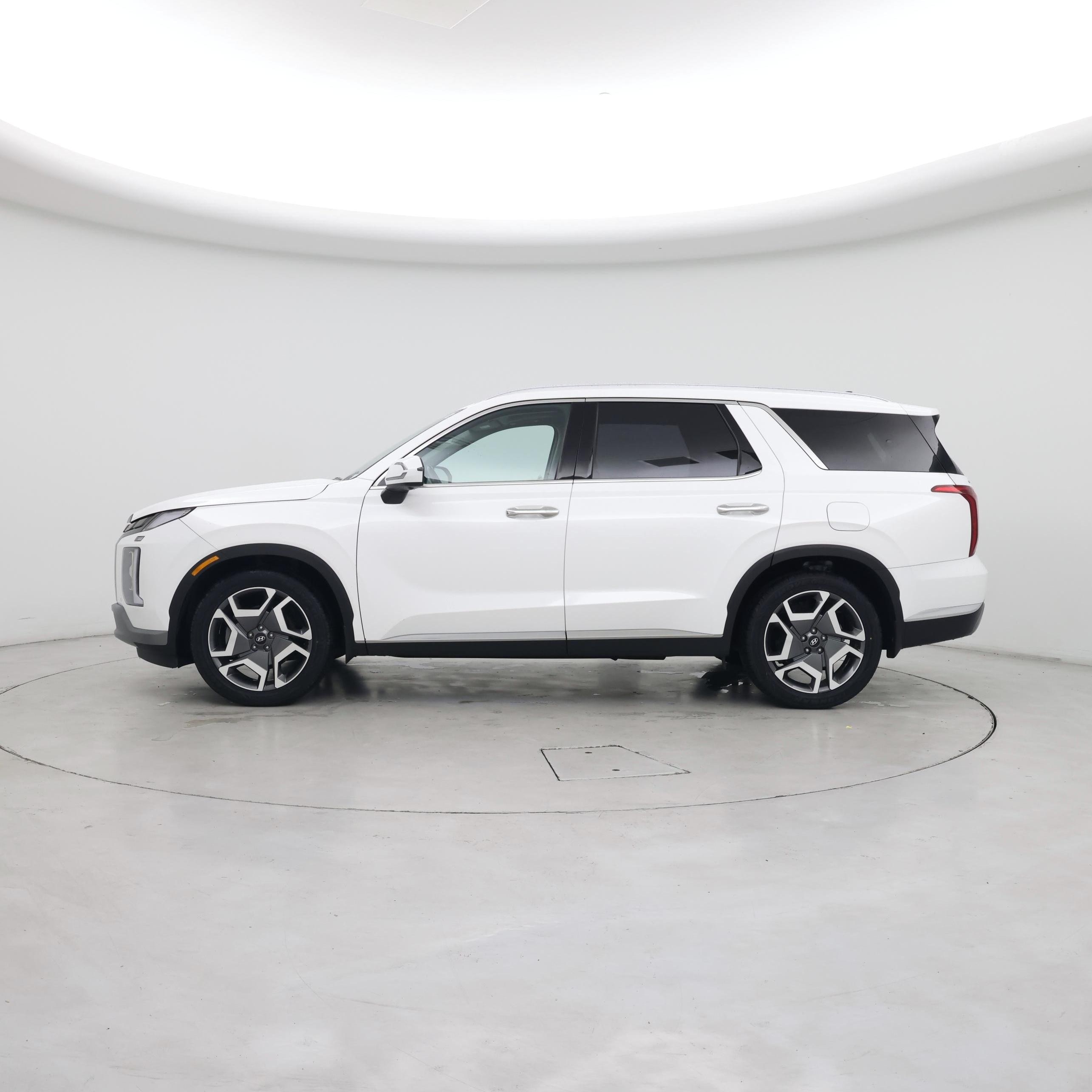 Thumbnail: 2023 Hyundai Palisade - 3