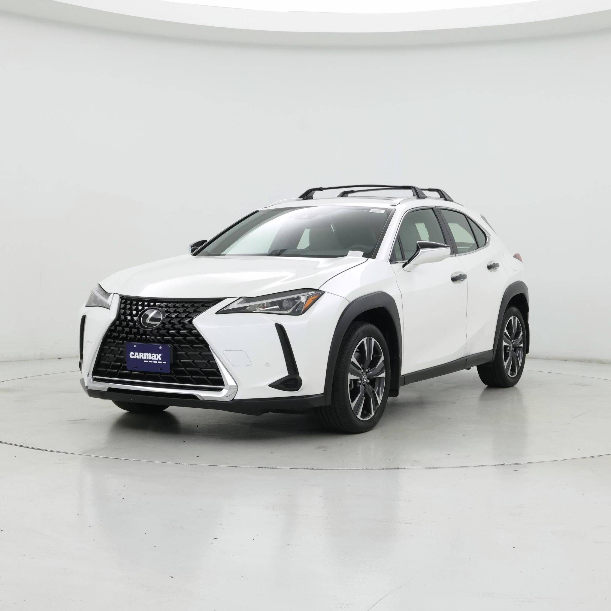 Thumbnail: 2023 Lexus UX - 4