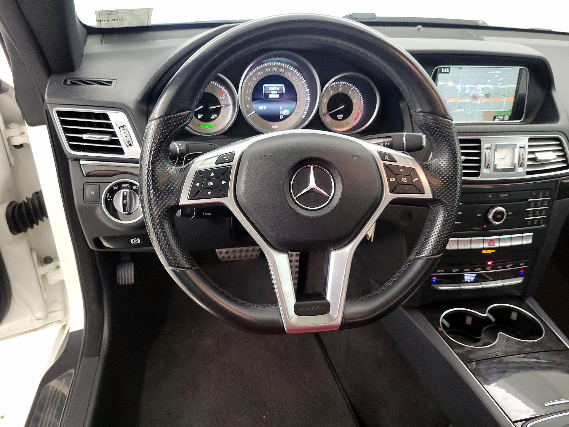 Thumbnail: 2017 Mercedes-Benz E-Class - 10