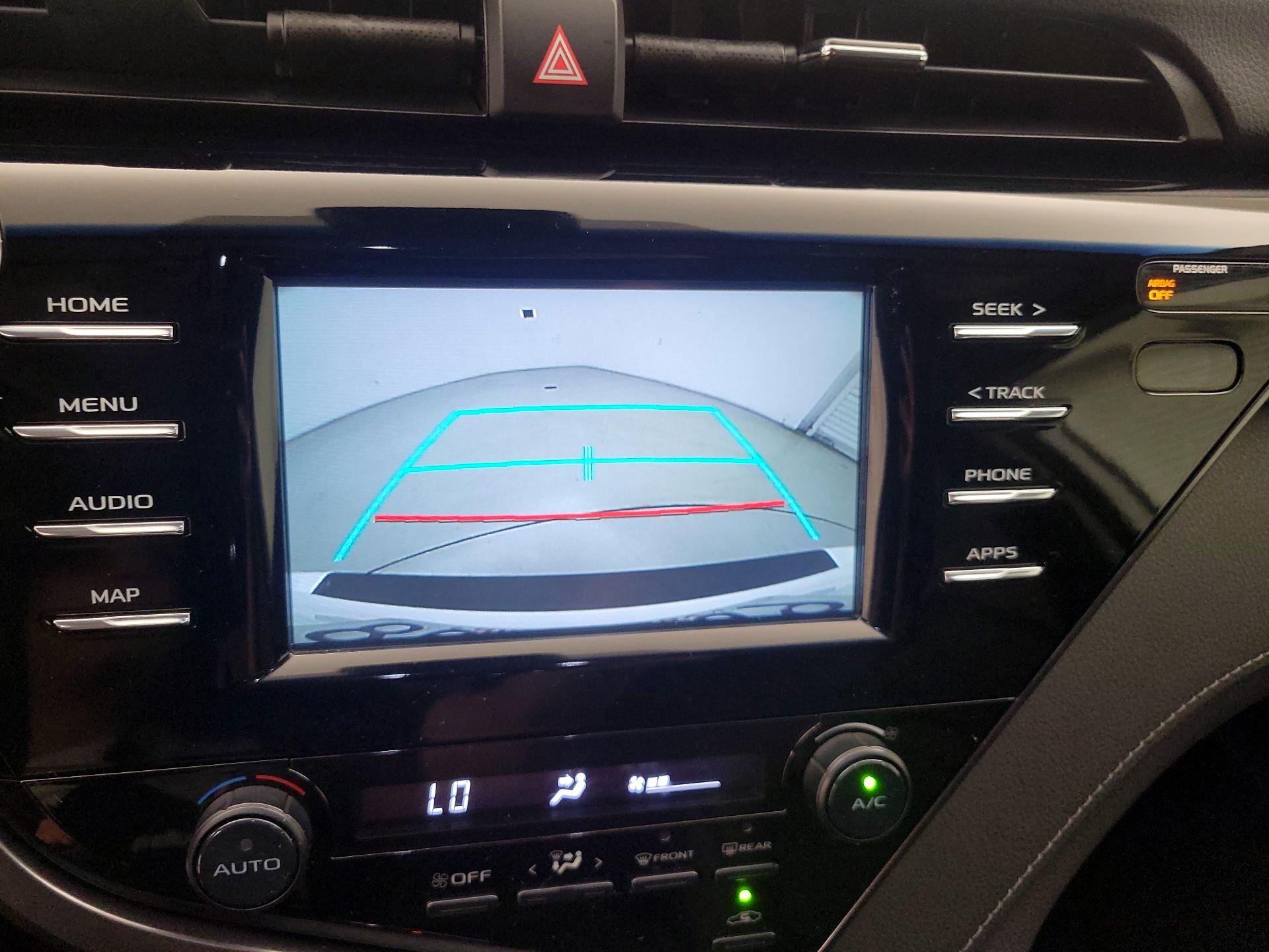 Thumbnail: 2019 Toyota Camry - 14
