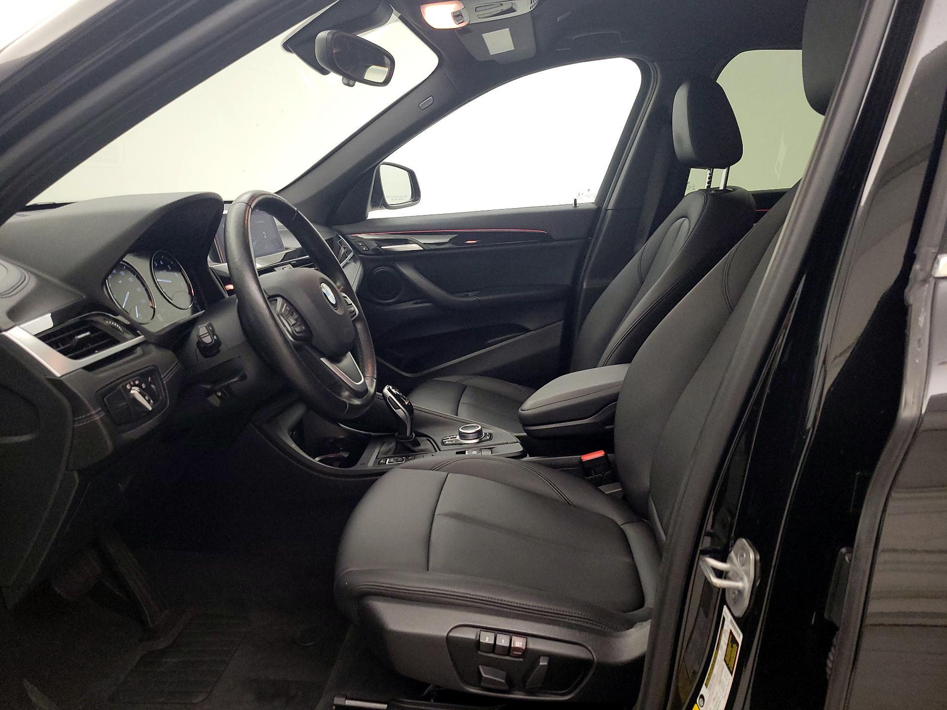 Thumbnail: 2021 BMW X1 - 11