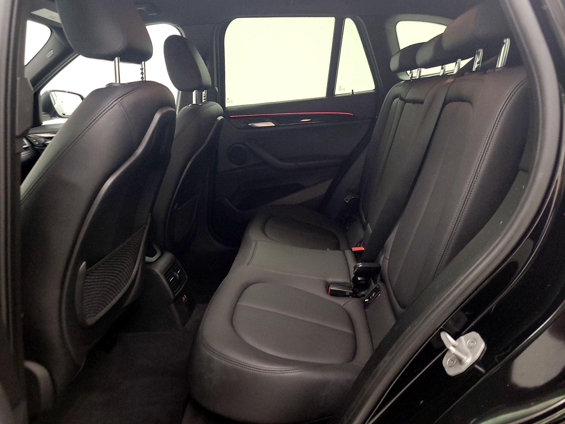 Thumbnail: 2021 BMW X1 - 20