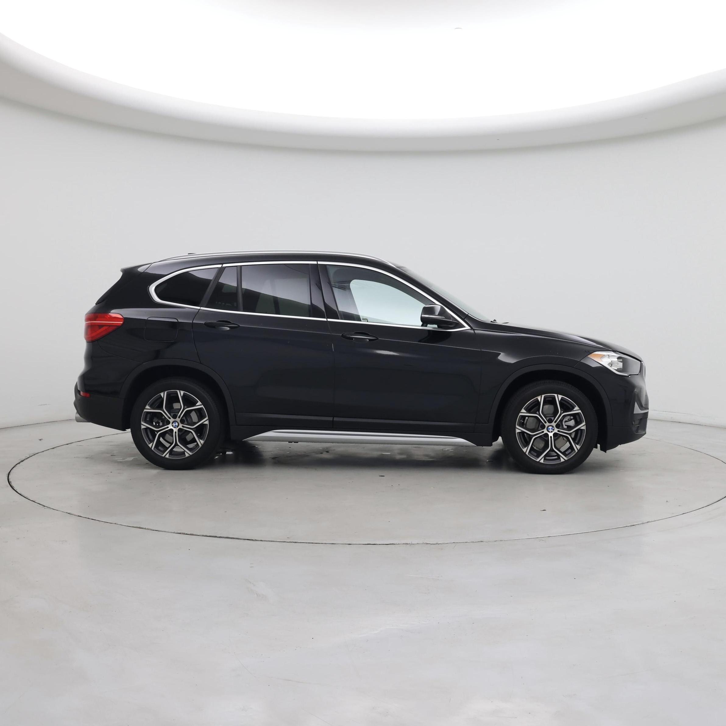 Thumbnail: 2021 BMW X1 - 7