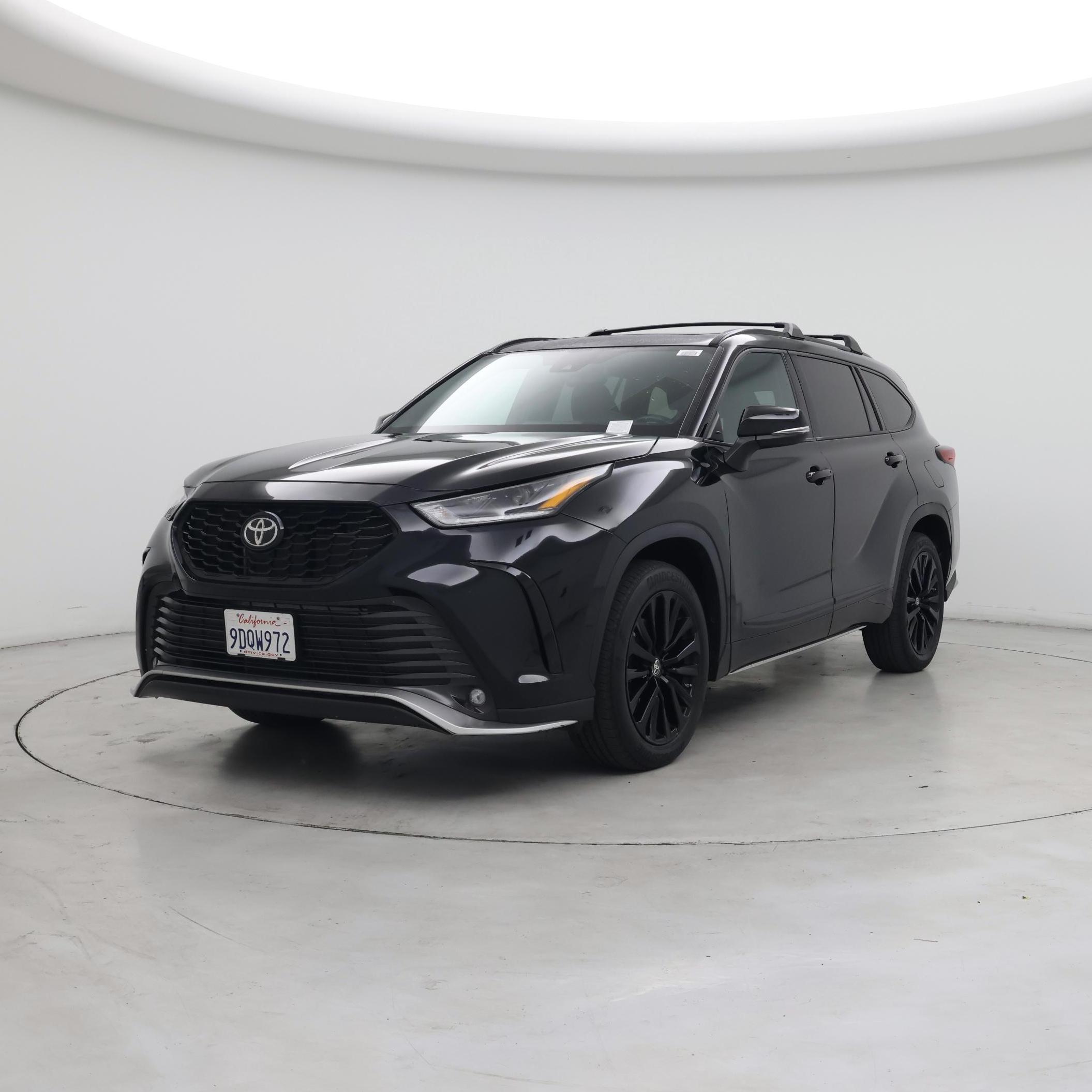 Thumbnail: 2023 Toyota Highlander - 4