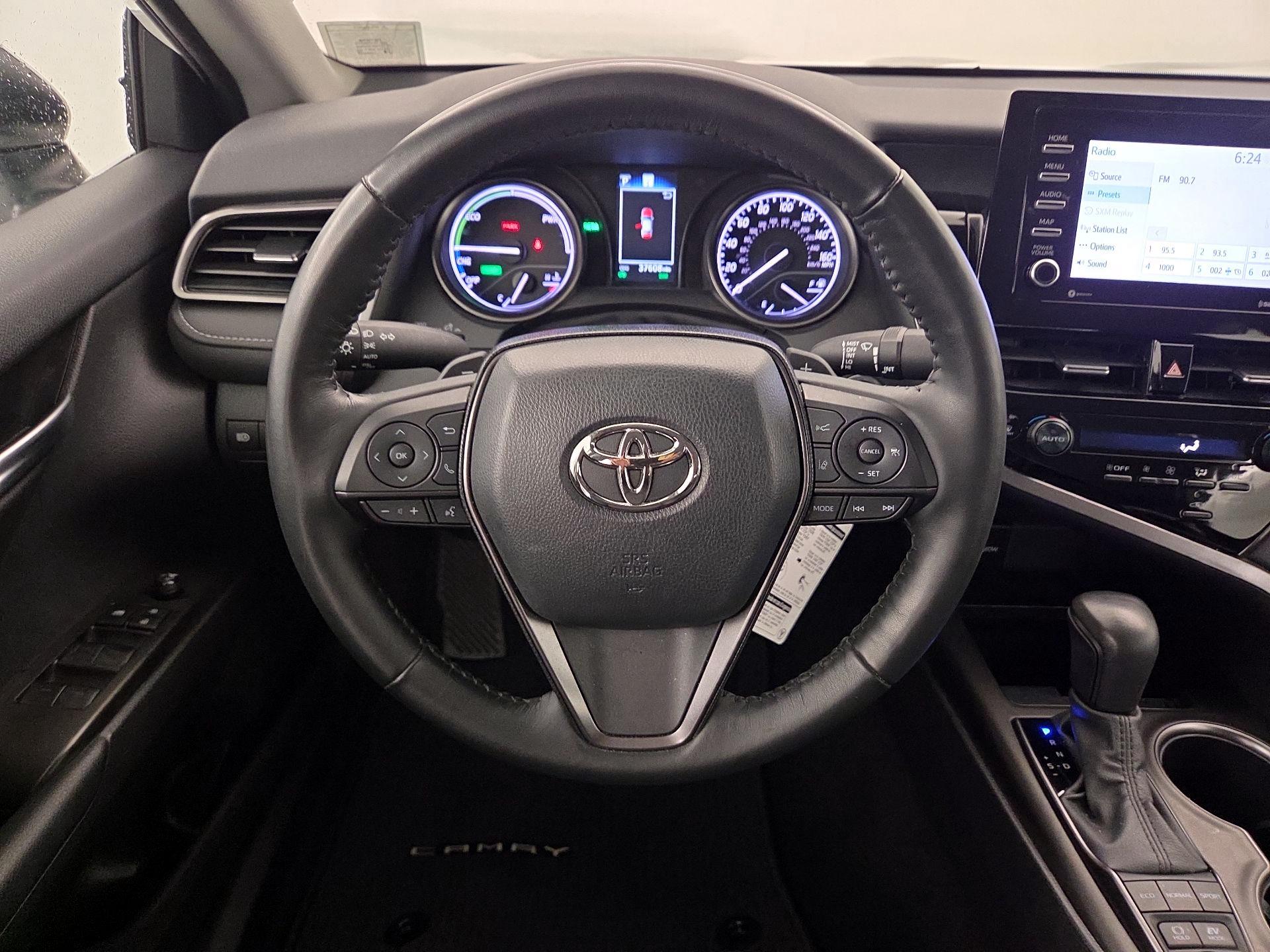 Thumbnail: 2024 Toyota Camry - 10