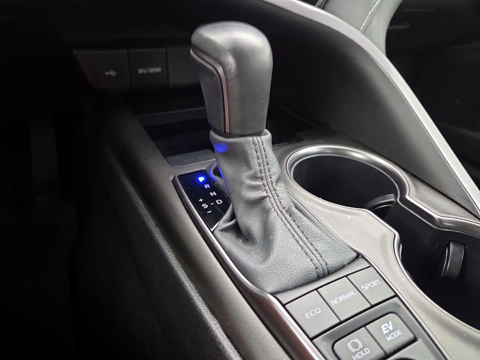 Thumbnail: 2024 Toyota Camry - 17