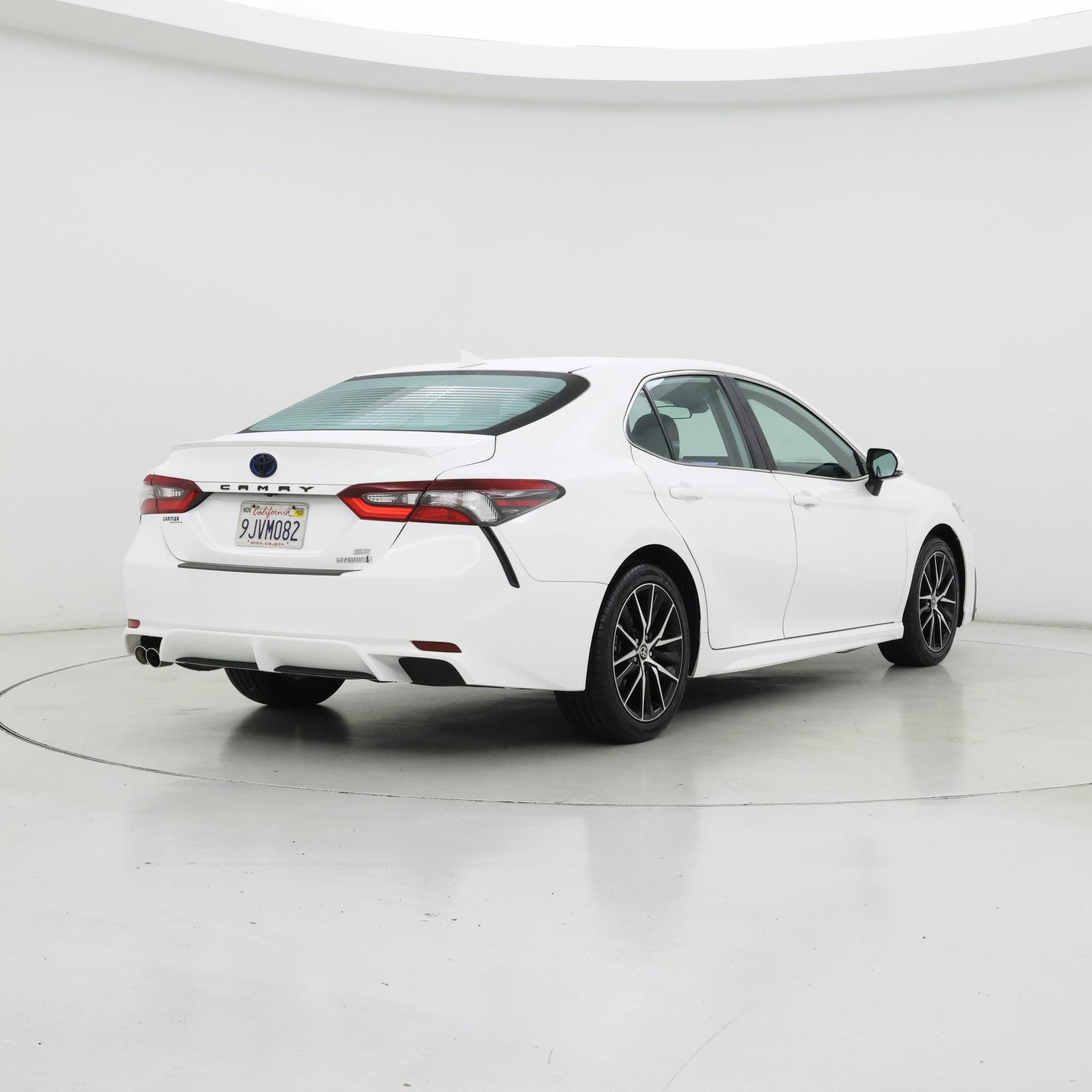 Thumbnail: 2024 Toyota Camry - 8