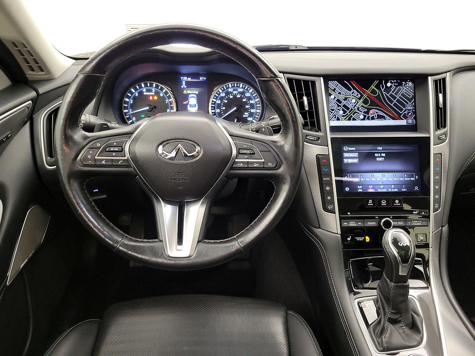 Thumbnail: 2020 INFINITI Q50 - 10