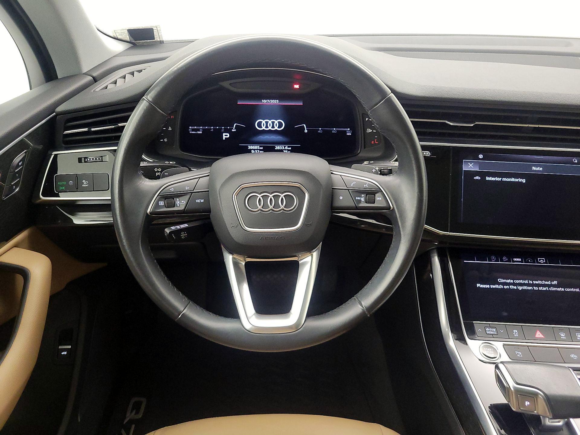 Thumbnail: 2021 Audi Q7 - 10
