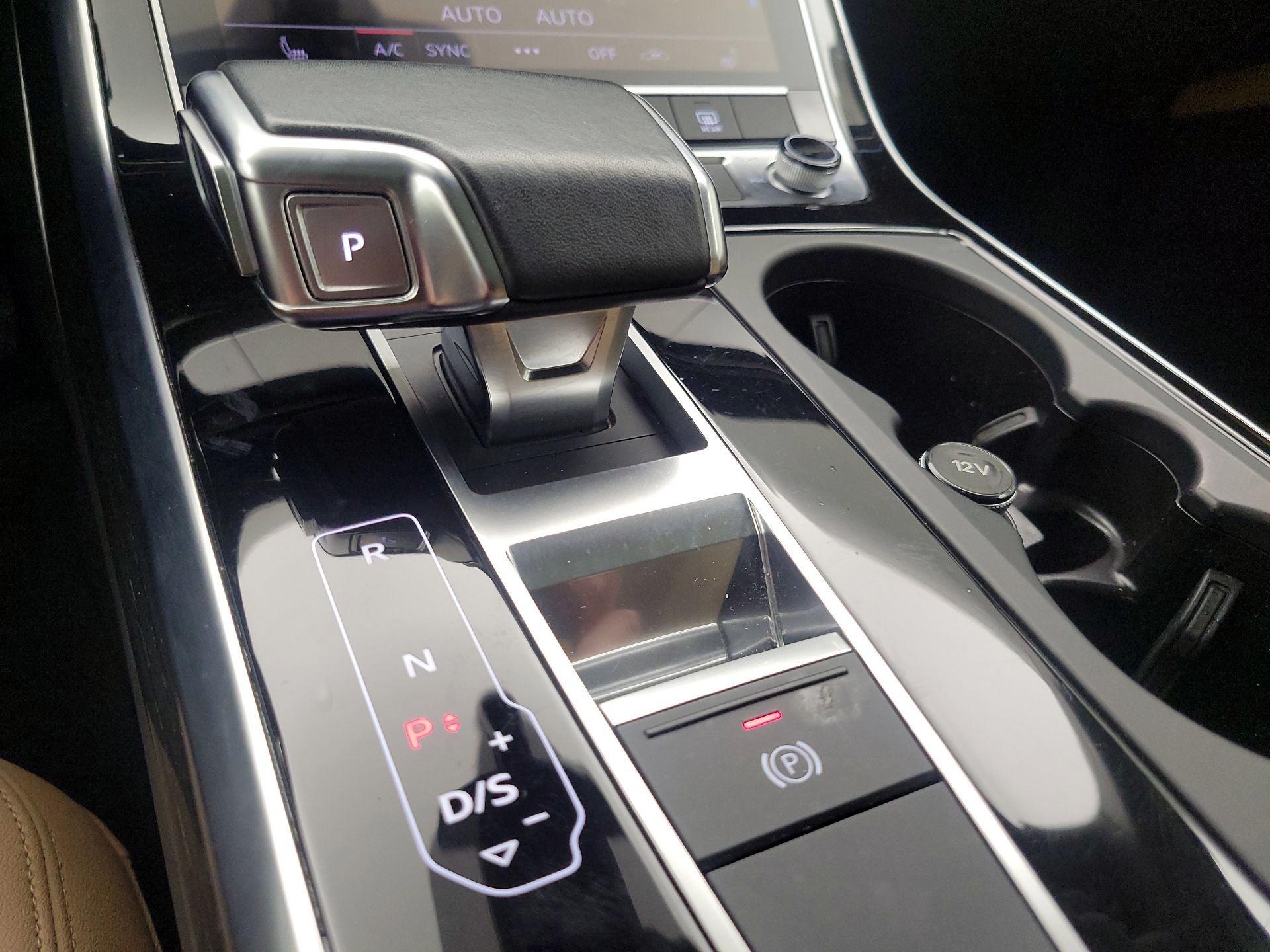 Thumbnail: 2021 Audi Q7 - 17