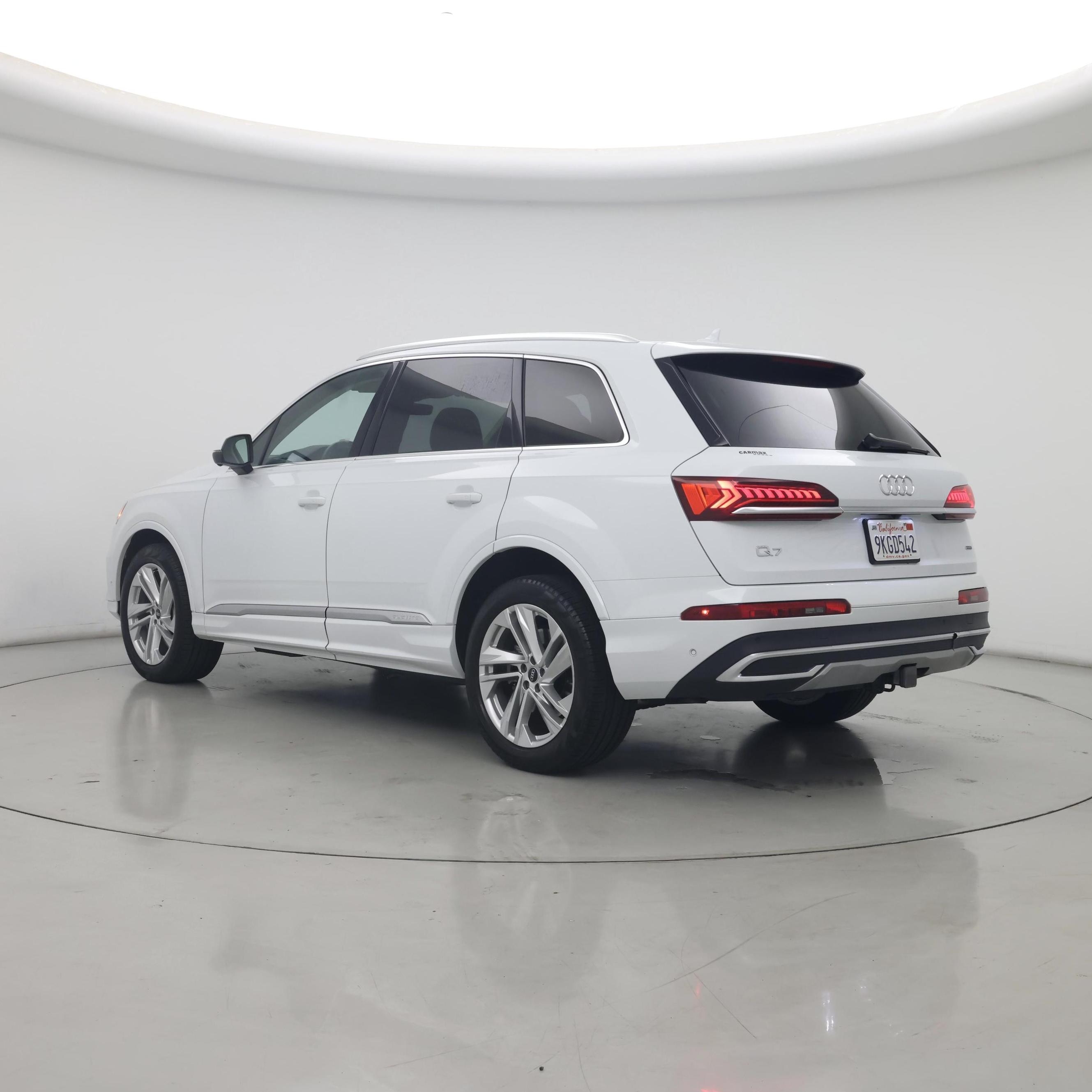 Thumbnail: 2021 Audi Q7 - 2