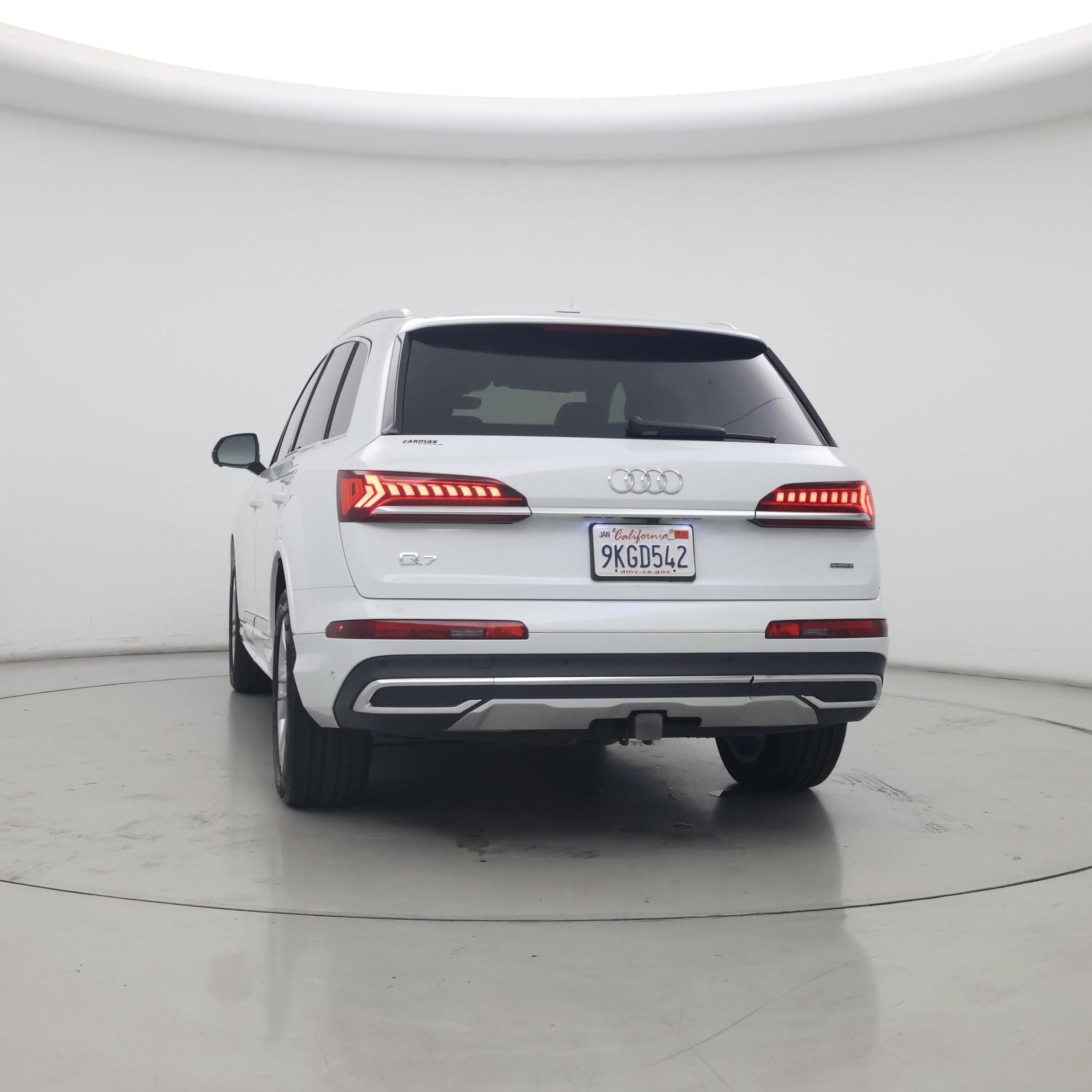 Thumbnail: 2021 Audi Q7 - 6