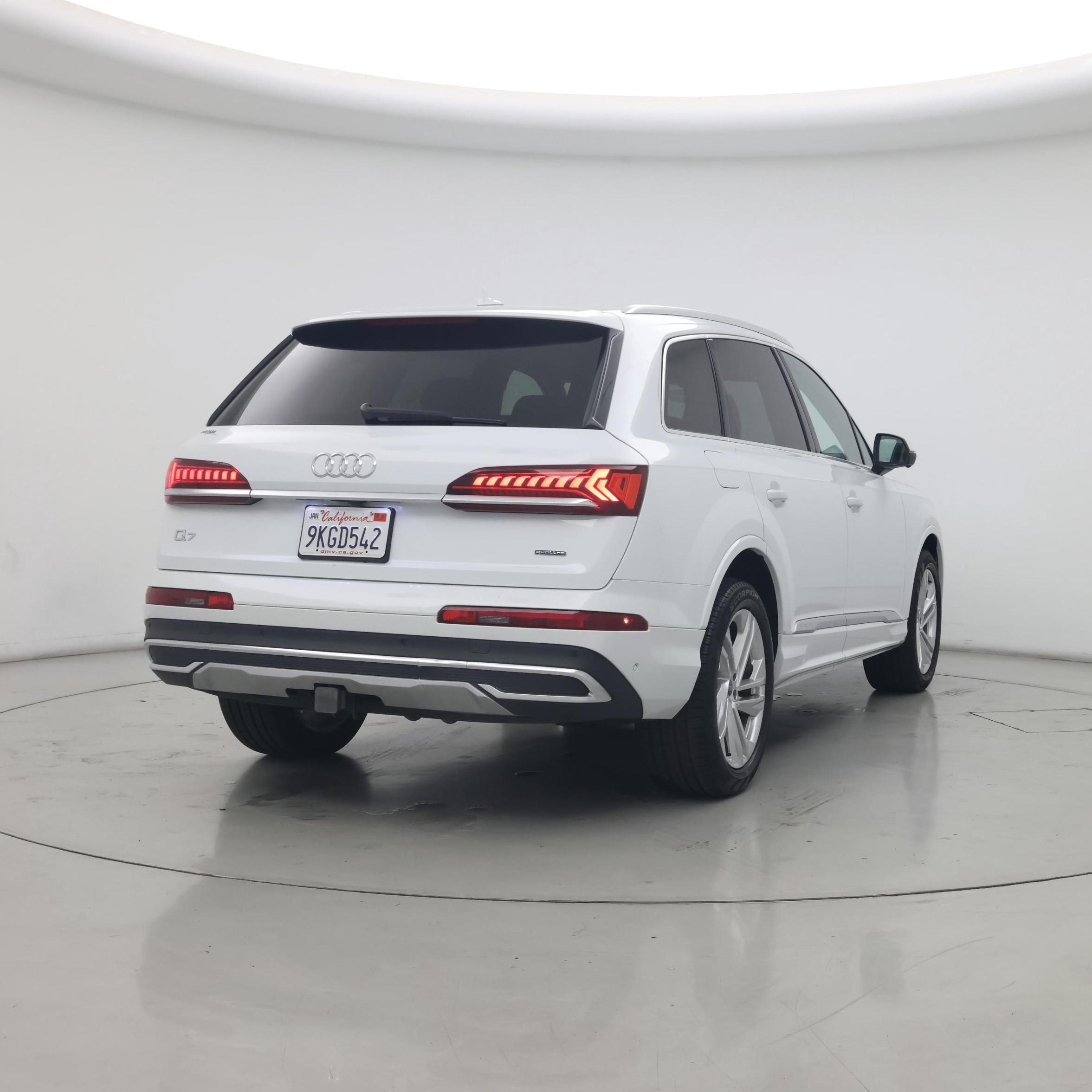 Thumbnail: 2021 Audi Q7 - 8