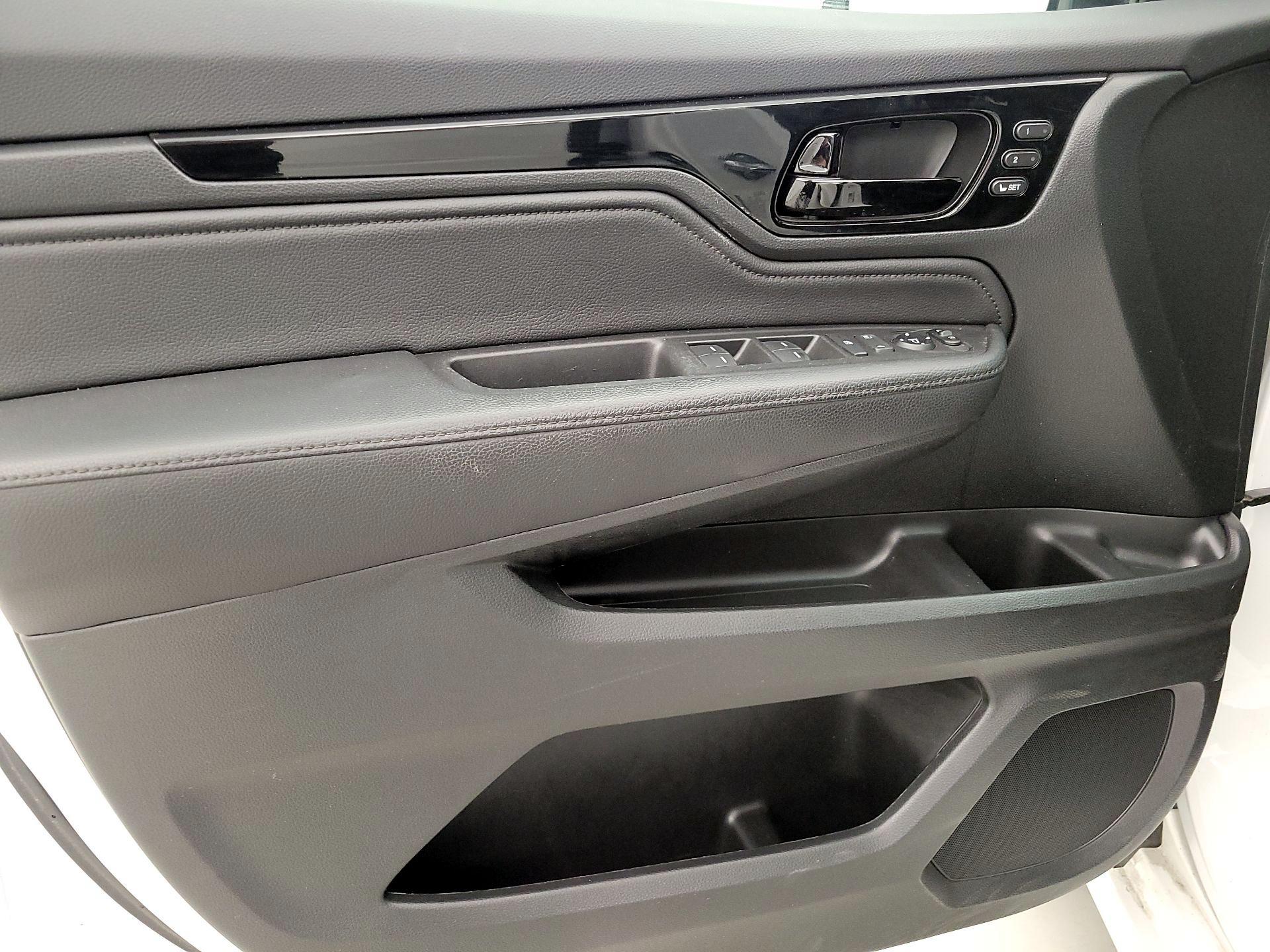 Thumbnail: 2022 Honda Odyssey - 12