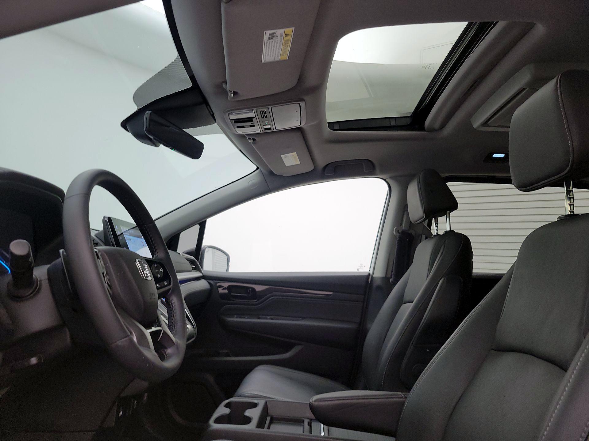 Thumbnail: 2022 Honda Odyssey - 20