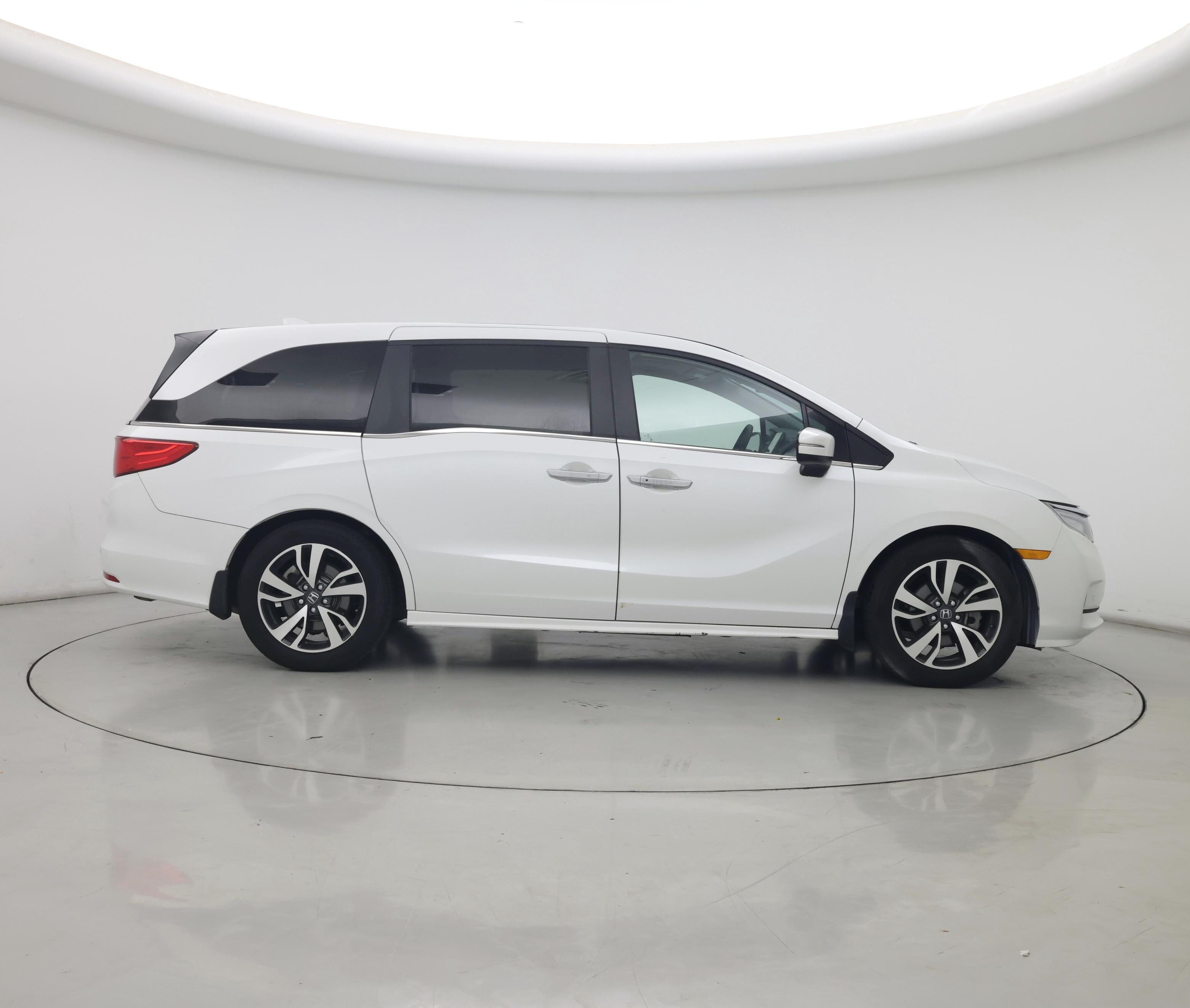 Thumbnail: 2022 Honda Odyssey - 7