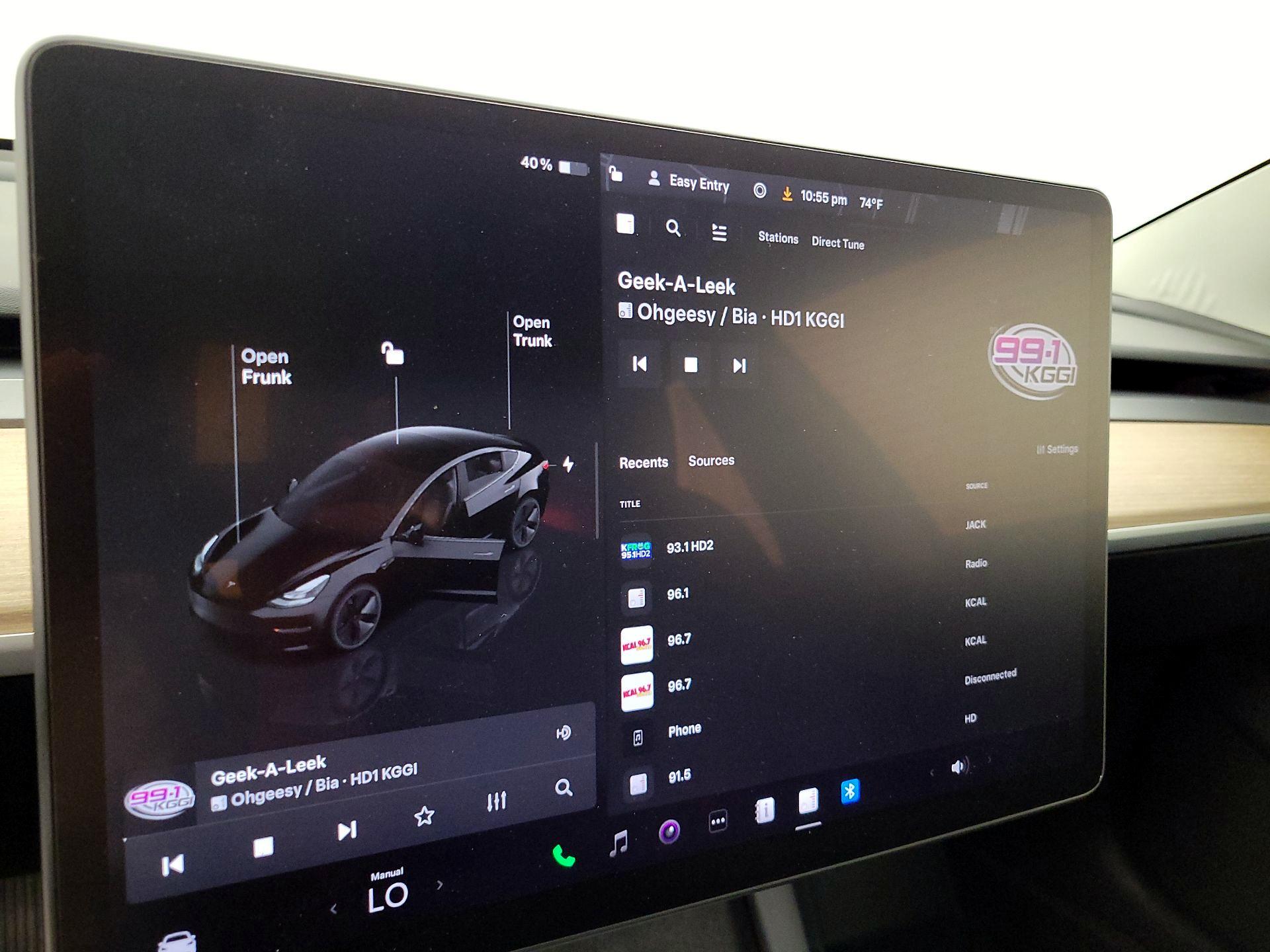Thumbnail: 2023 Tesla Model 3 - 14