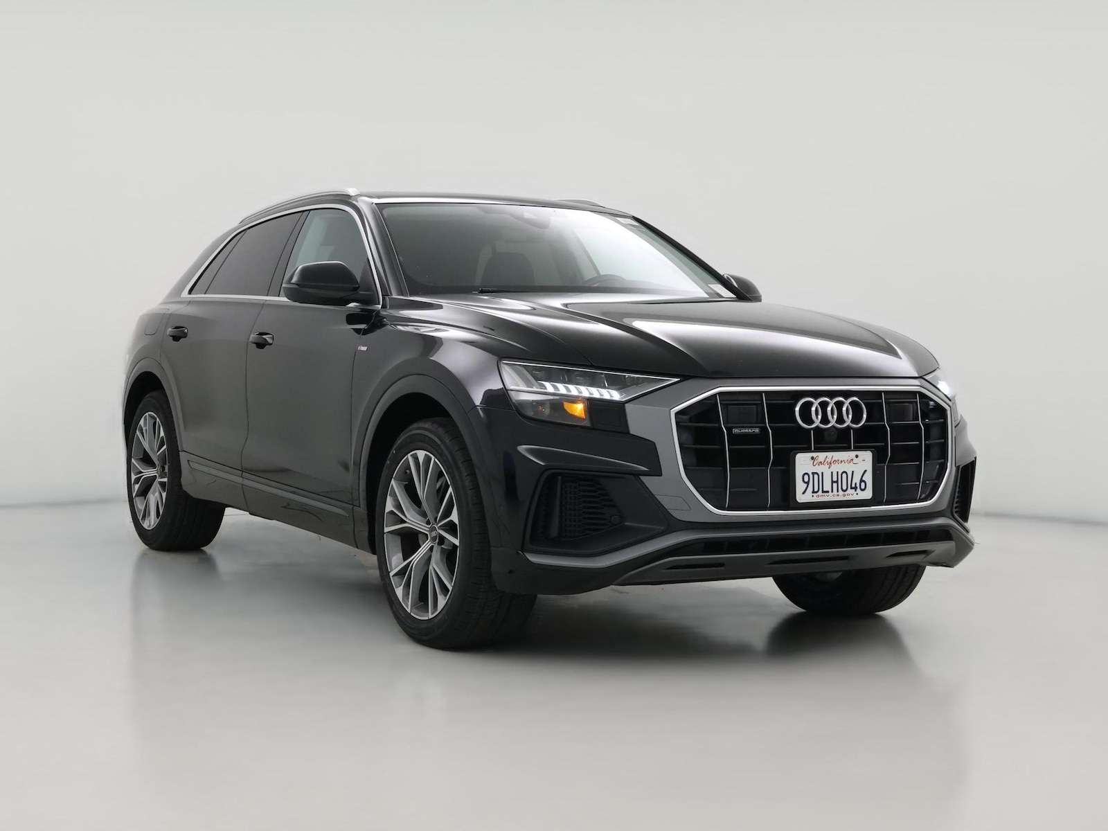 2023 Audi Q8 Premium Plus