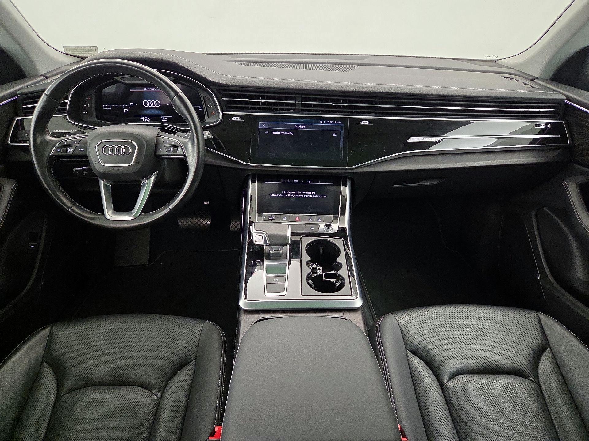 Thumbnail: 2023 Audi Q8 - 9