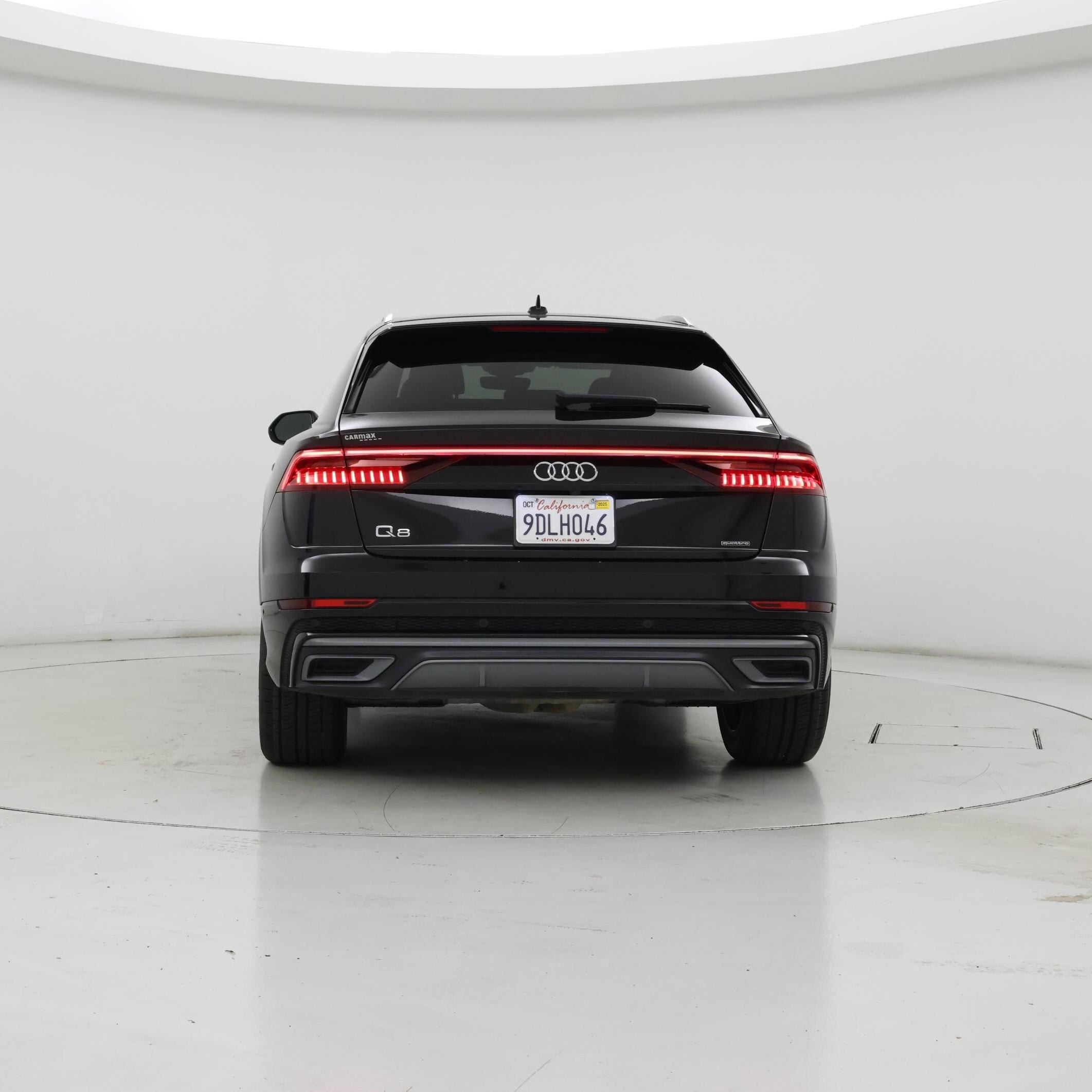 Thumbnail: 2023 Audi Q8 - 6