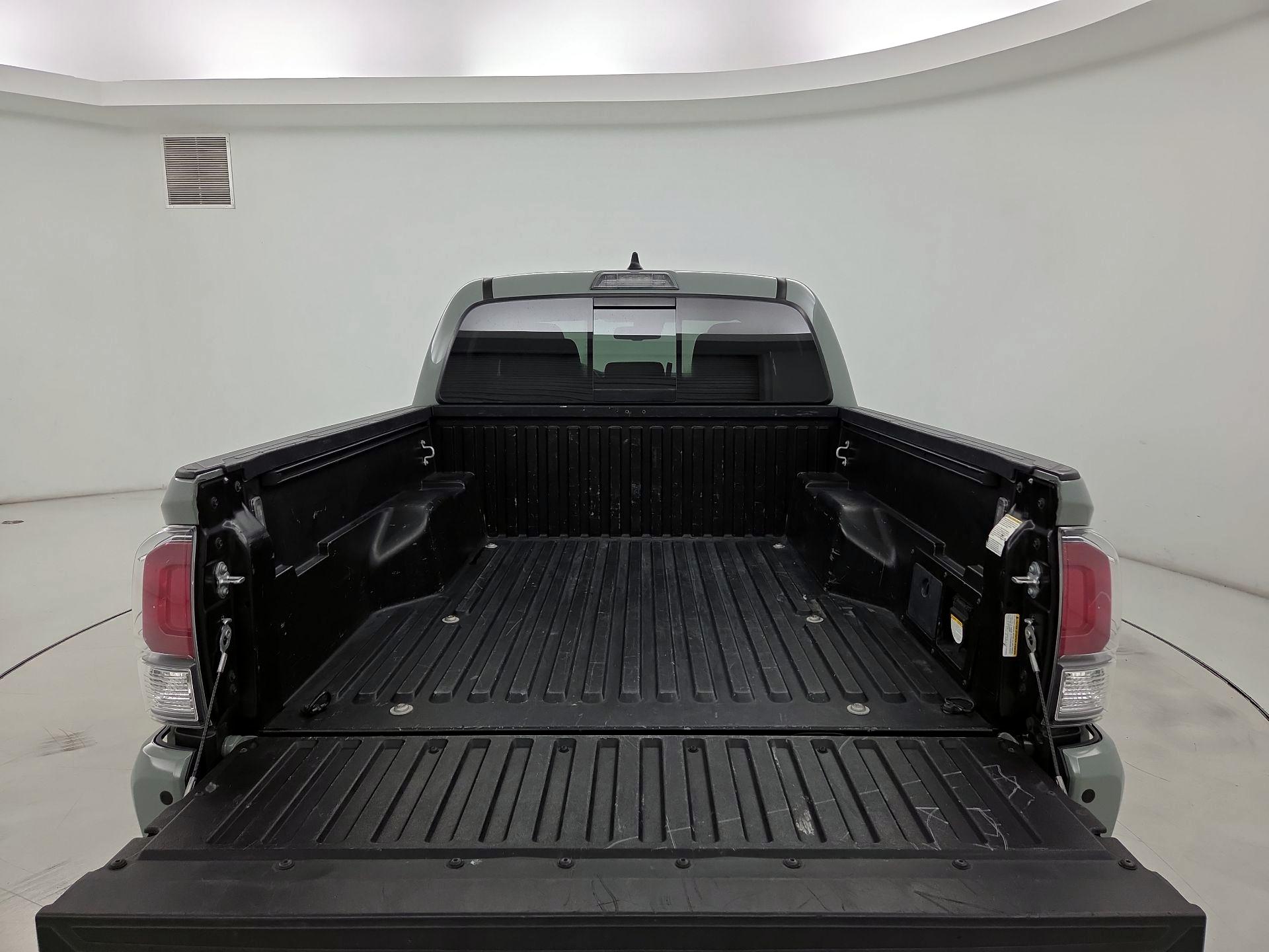 Thumbnail: 2022 Toyota Tacoma - 20