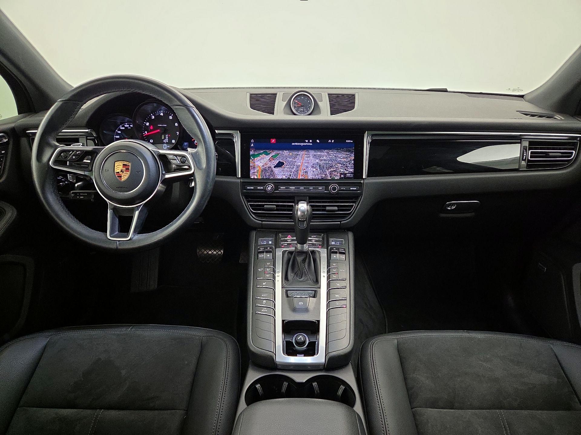 Thumbnail: 2019 Porsche Macan - 9