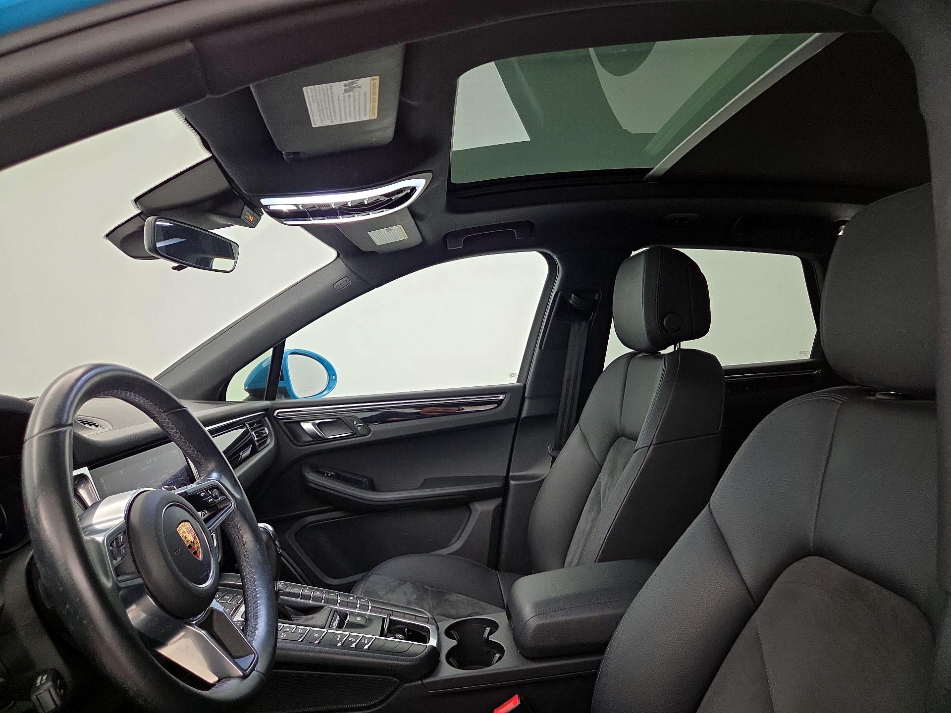 Thumbnail: 2019 Porsche Macan - 20