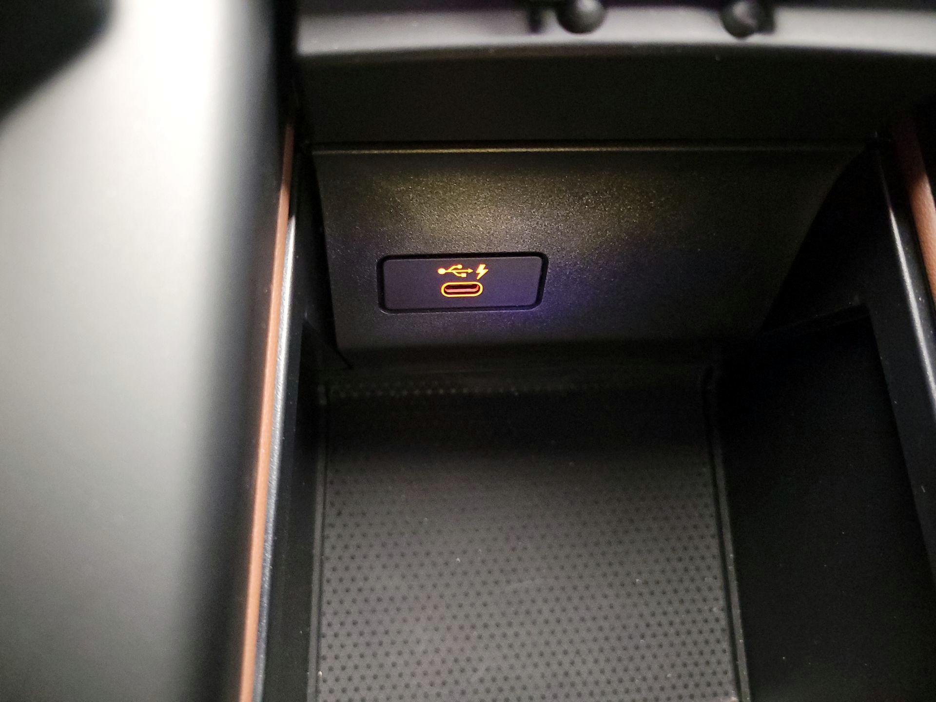 Thumbnail: 2023 BMW X5 - 19