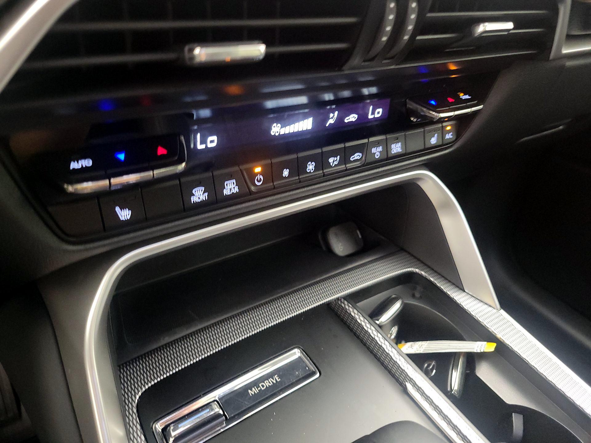 Thumbnail: 2024 Mazda CX-90 - 16