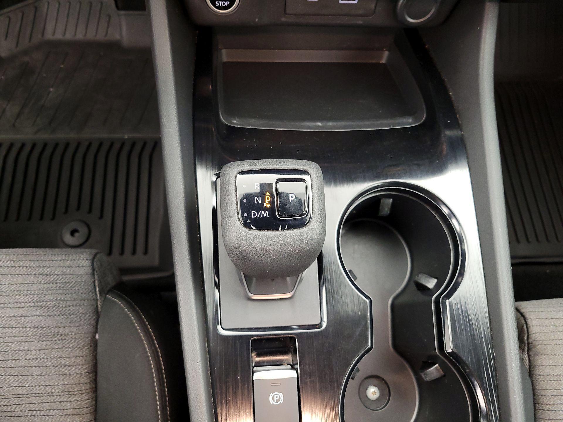 Thumbnail: 2023 Nissan Rogue - 17