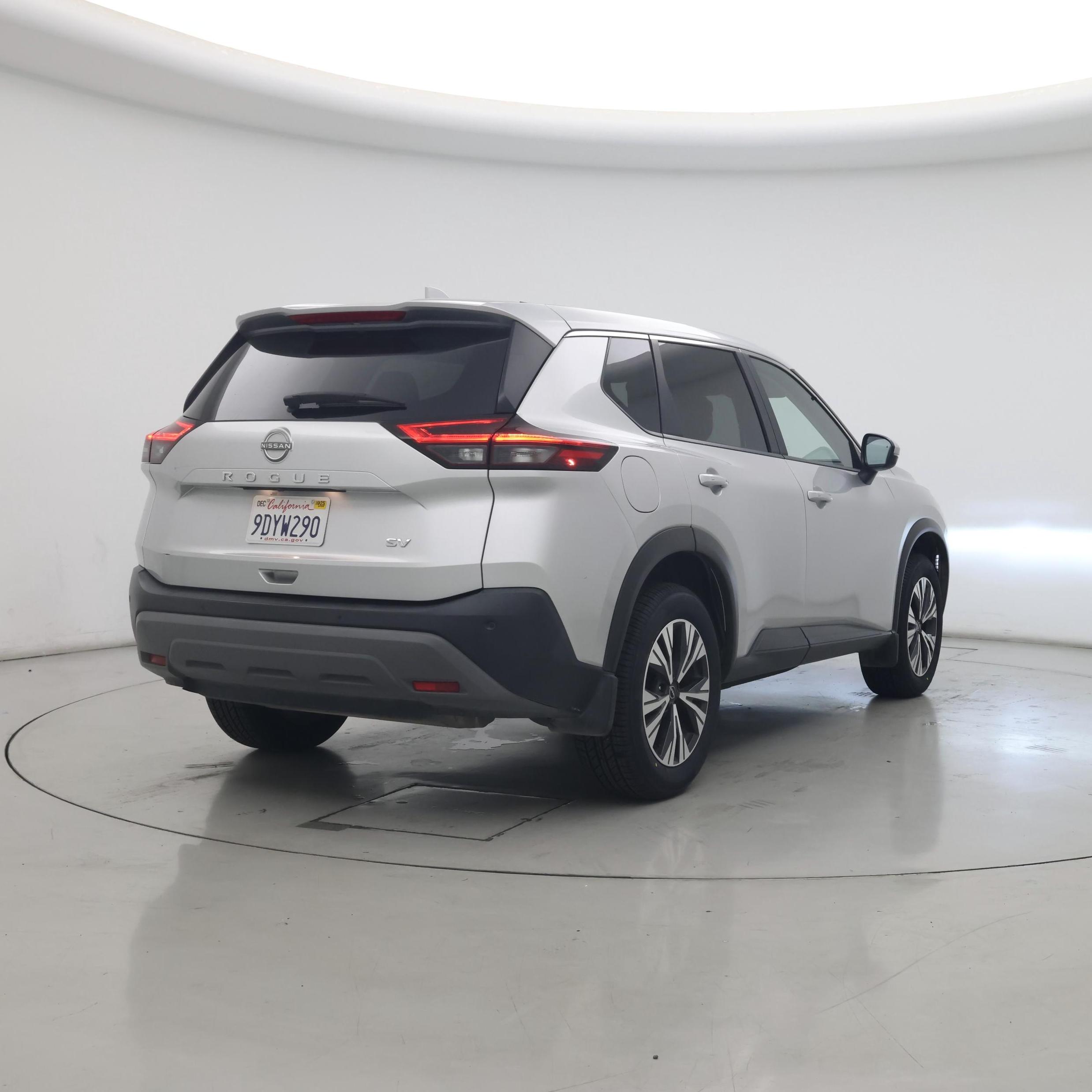 Thumbnail: 2023 Nissan Rogue - 8