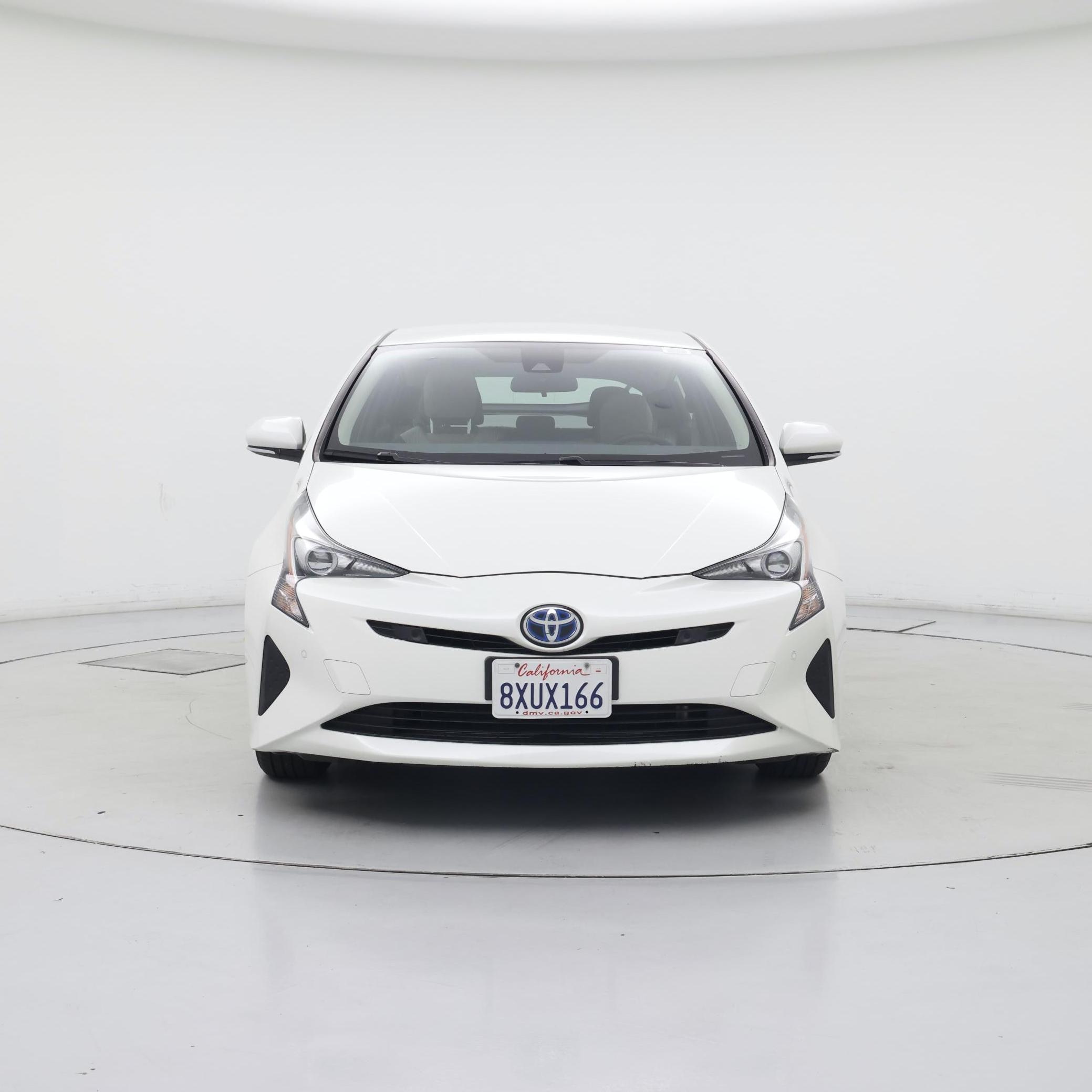 Thumbnail: 2018 Toyota Prius - 5