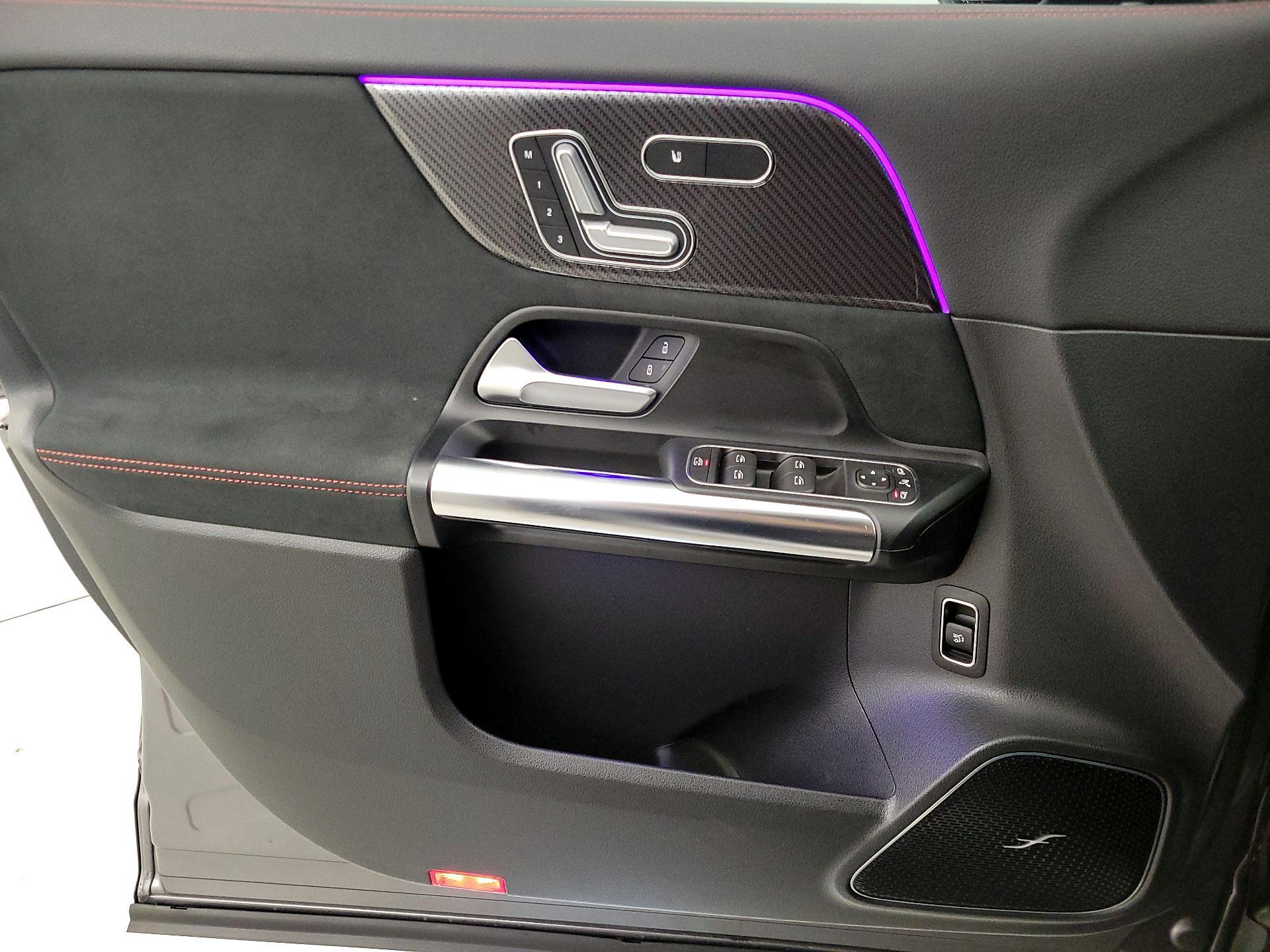 Thumbnail: 2022 Mercedes-Benz GLA - 12