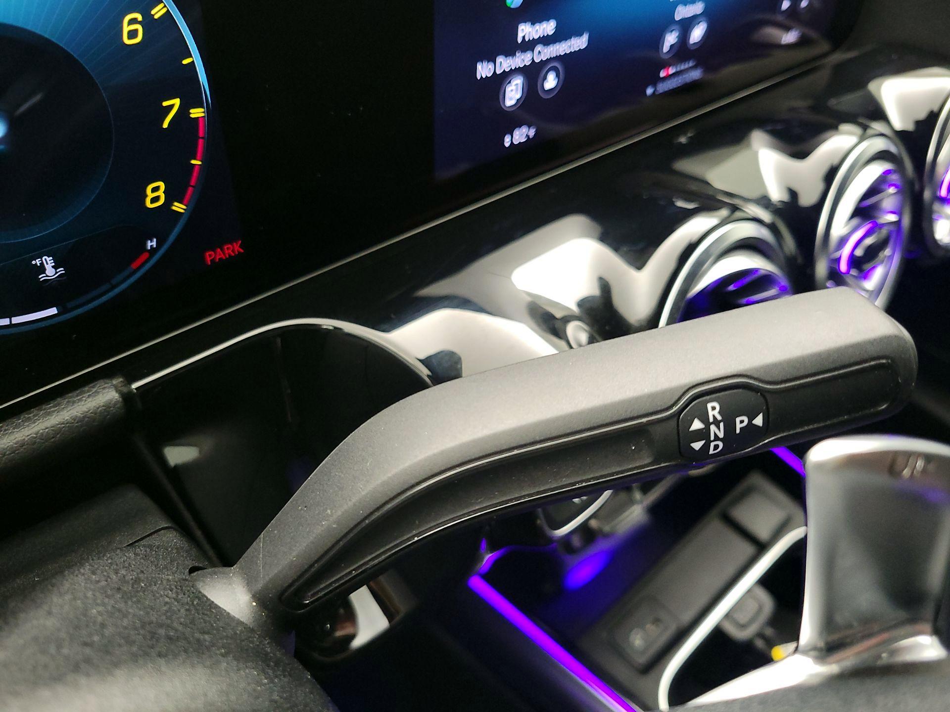 Thumbnail: 2022 Mercedes-Benz GLA - 18