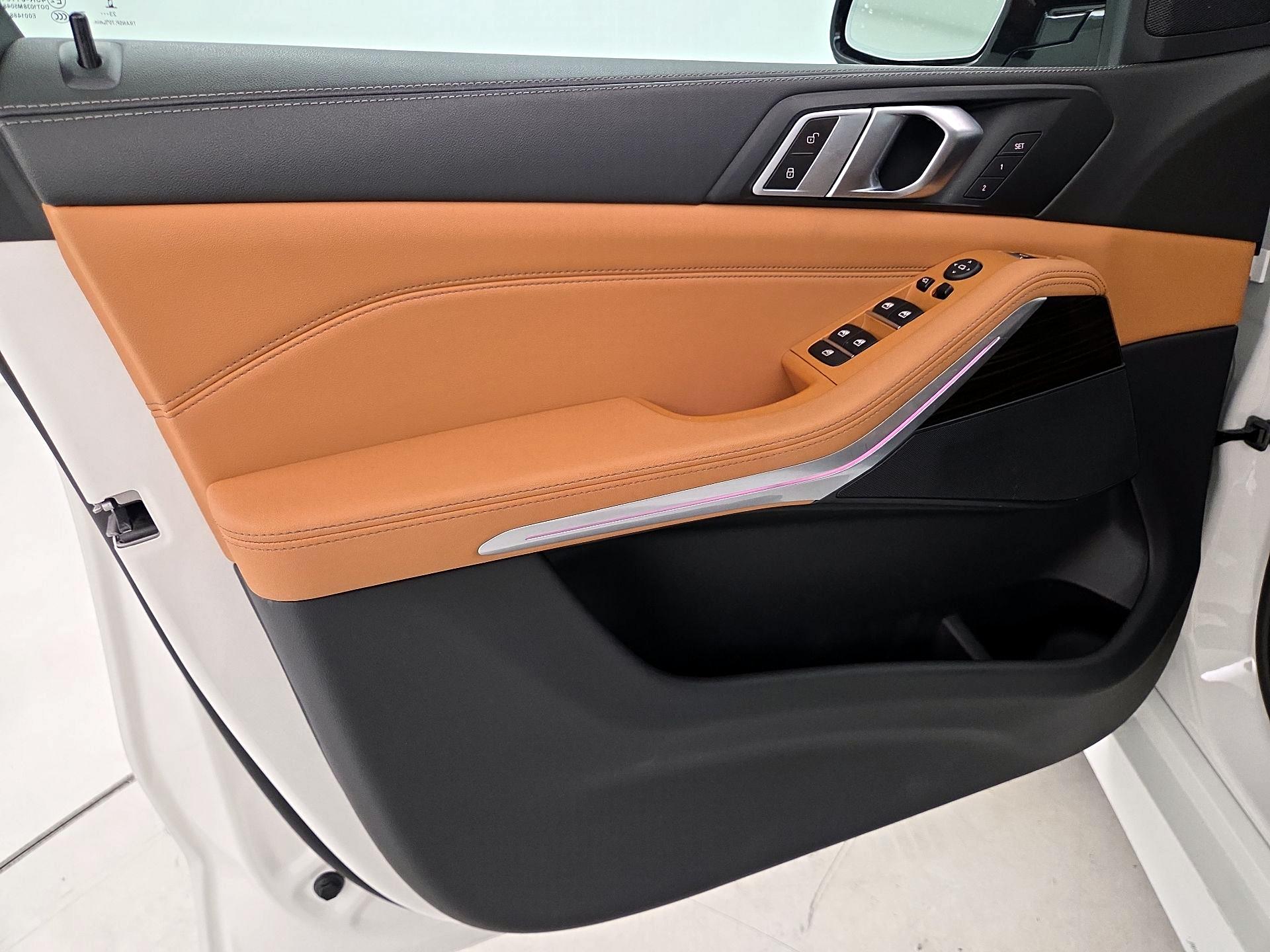 Thumbnail: 2024 BMW X5 - 12