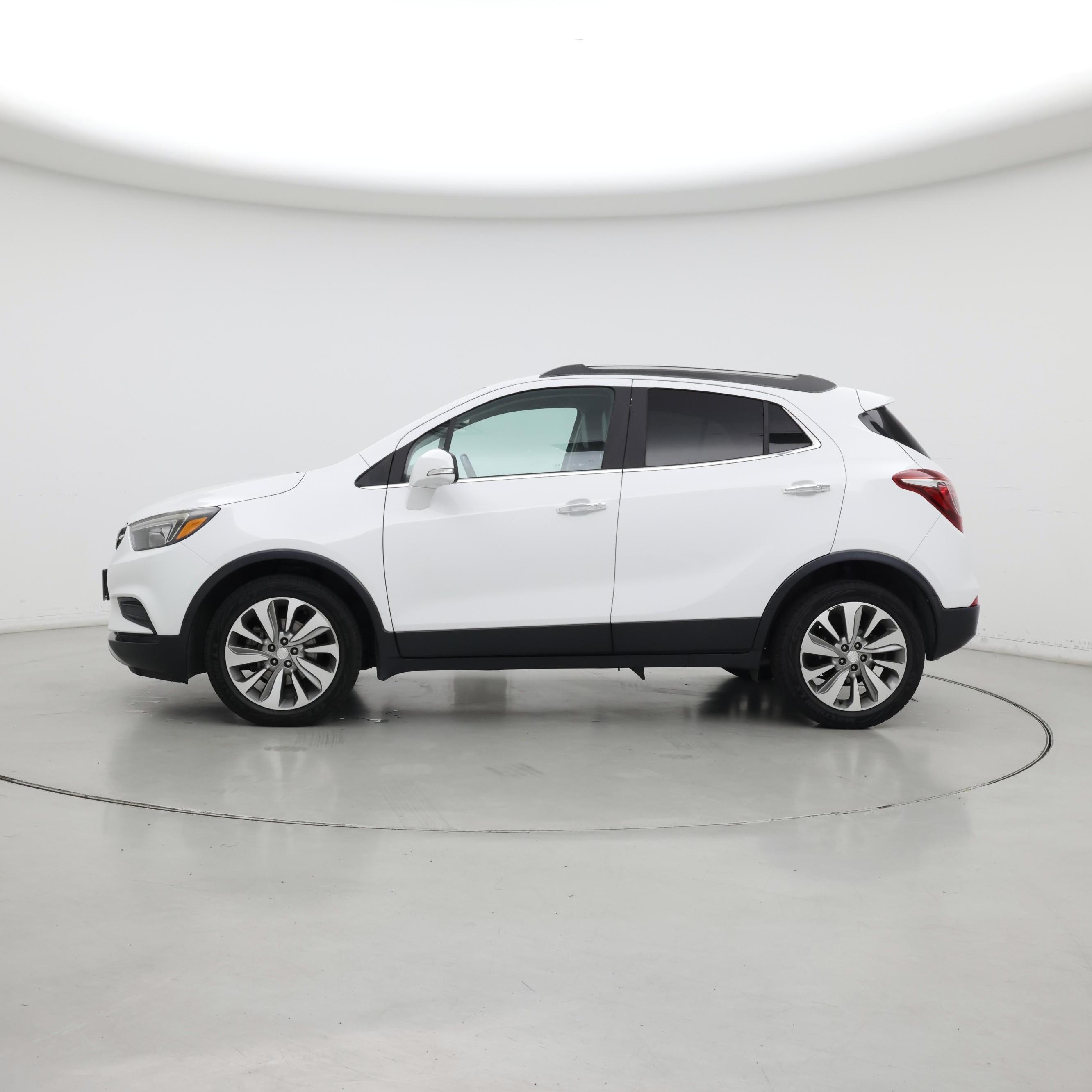 Thumbnail: 2017 Buick Encore - 3