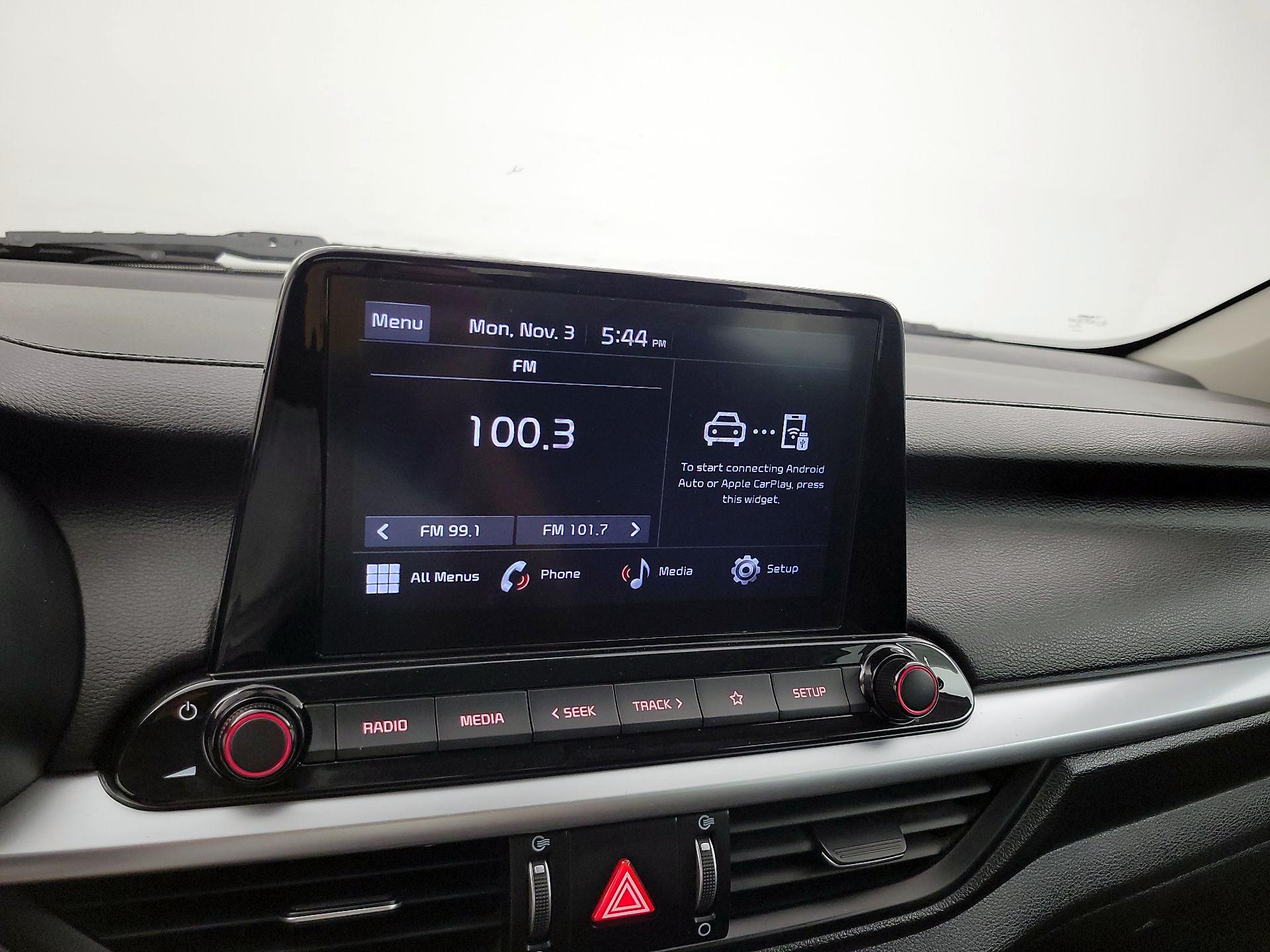 Thumbnail: 2023 Kia Forte - 15