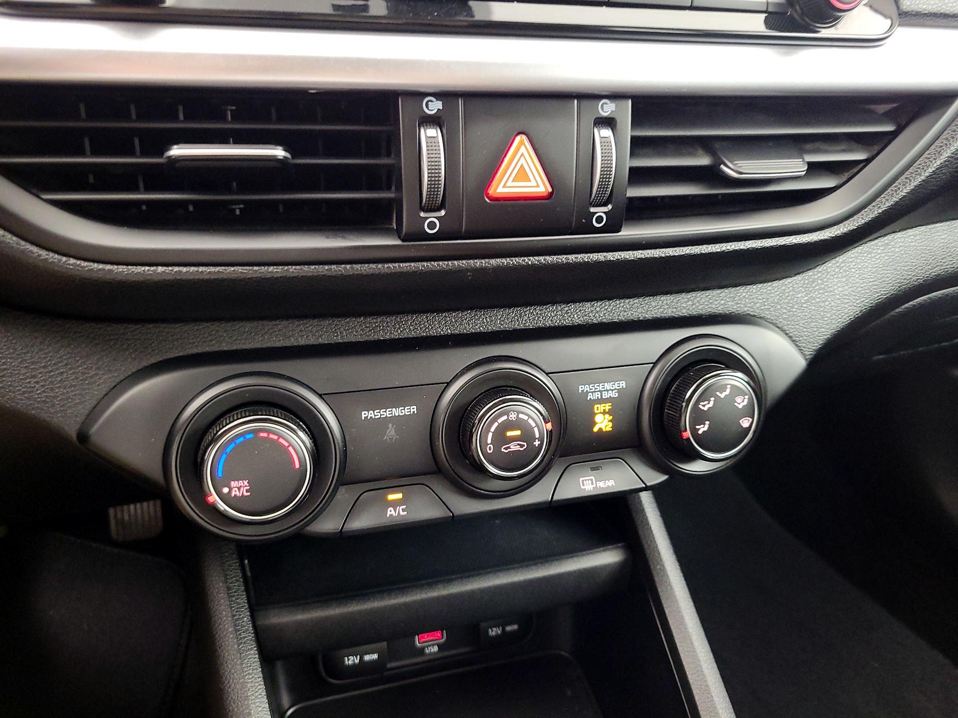 Thumbnail: 2023 Kia Forte - 16