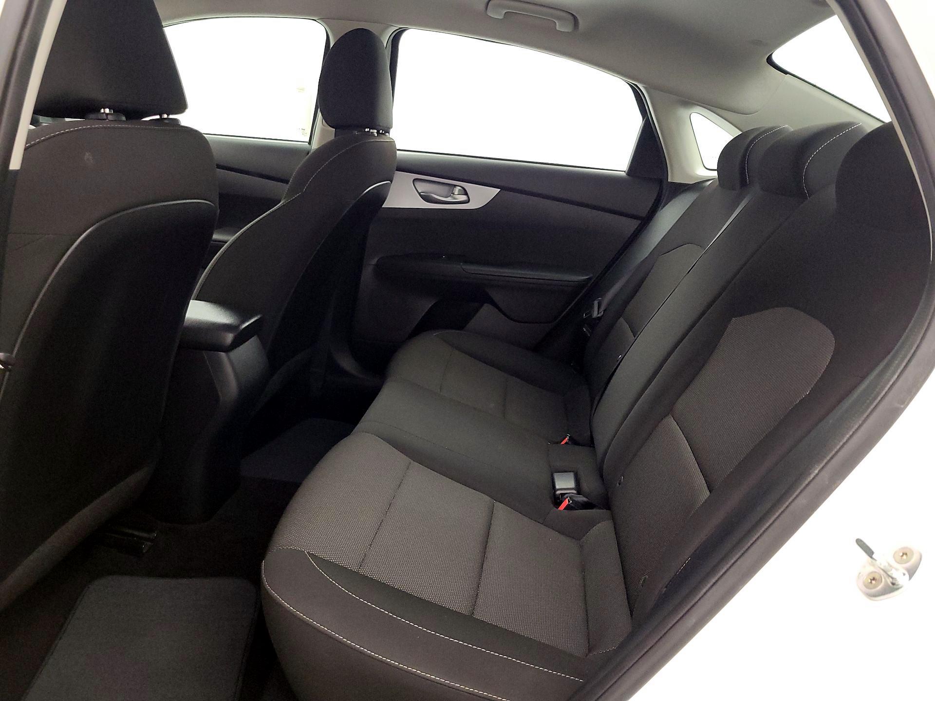 Thumbnail: 2023 Kia Forte - 19