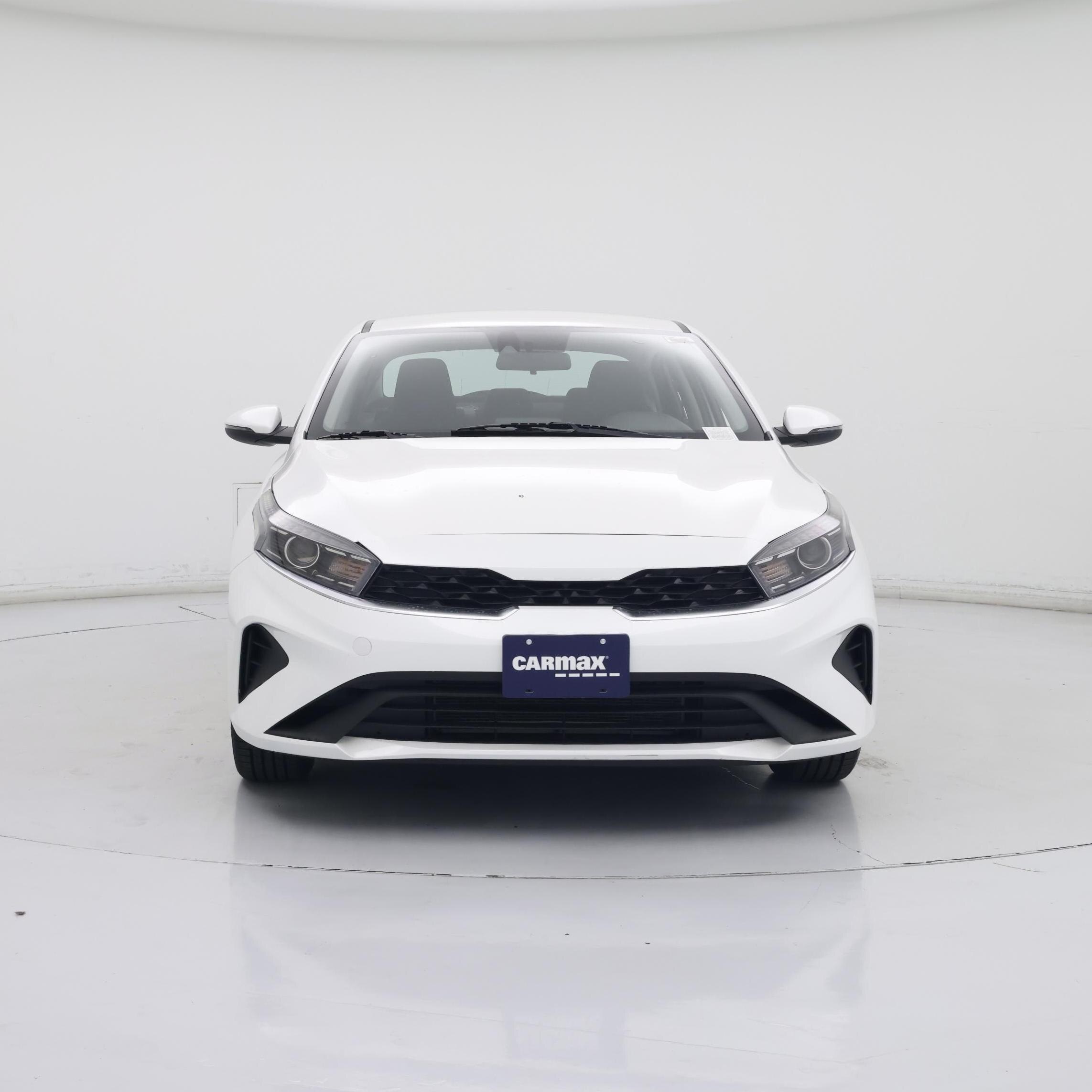 Thumbnail: 2023 Kia Forte - 5