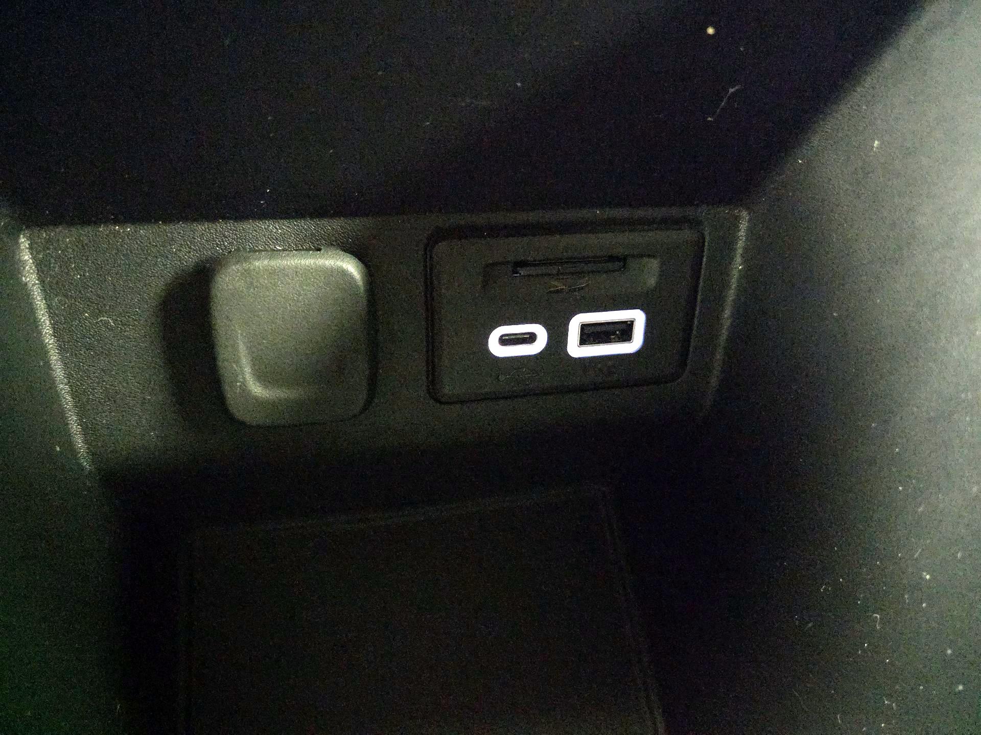 Thumbnail: 2022 Chevrolet Blazer - 19