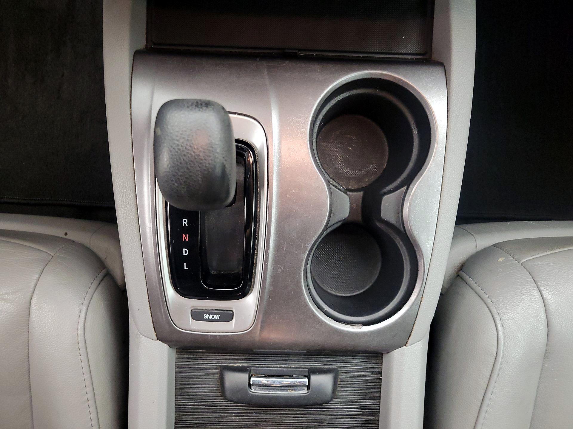 Thumbnail: 2019 Honda Pilot - 17